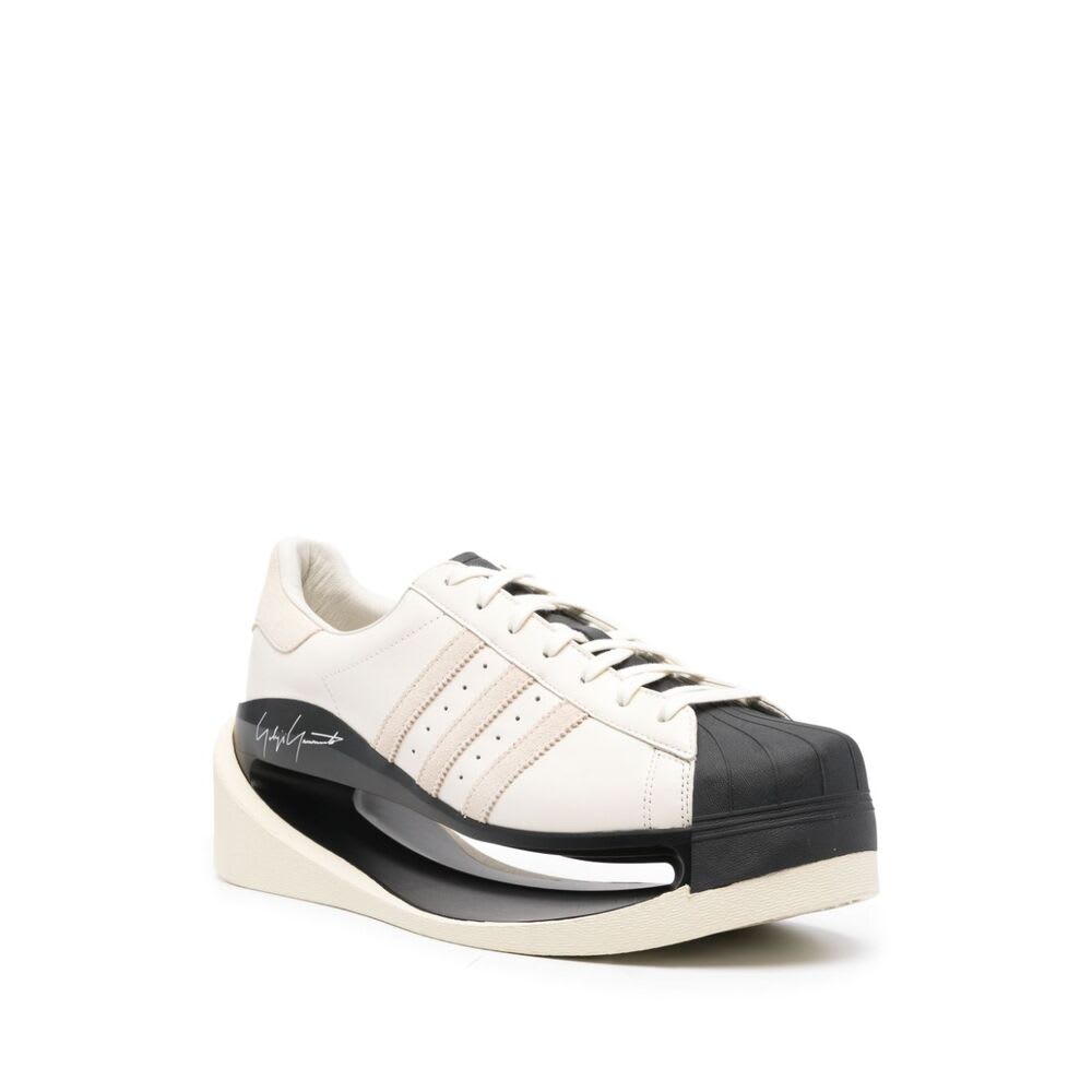 Shop Y-3 Sneaker In White/black