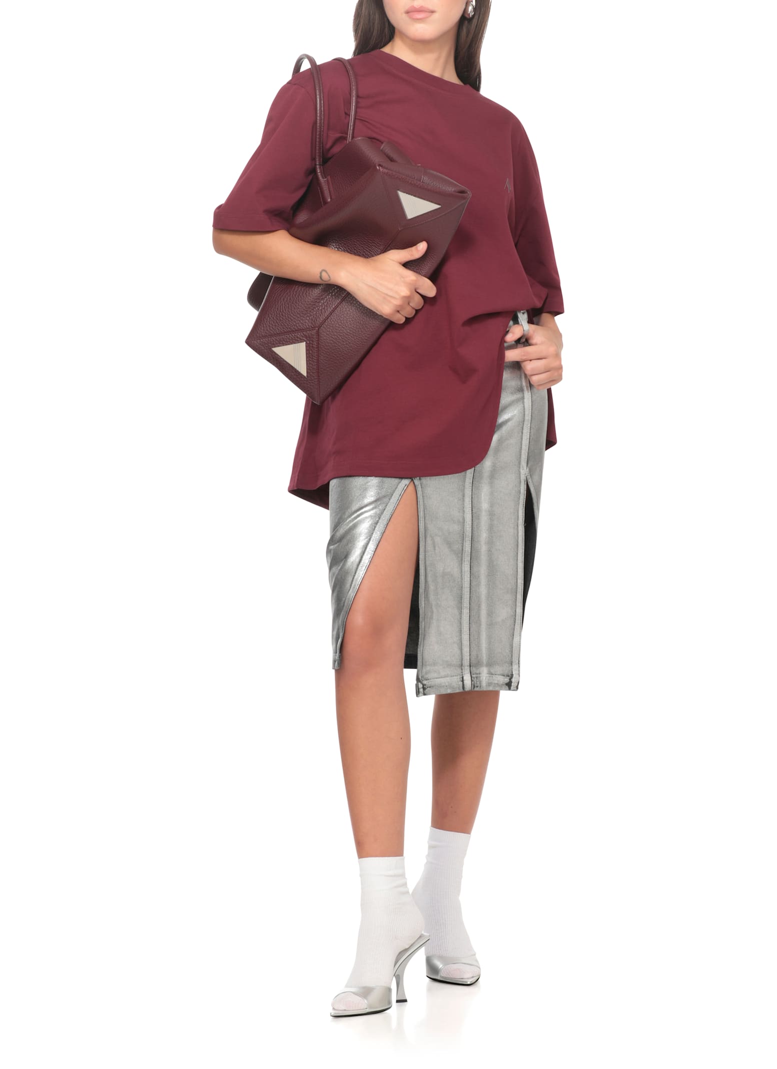 Attico Short Sleeves With Asymmetric Hem And Embroidered Detail In Burgundy