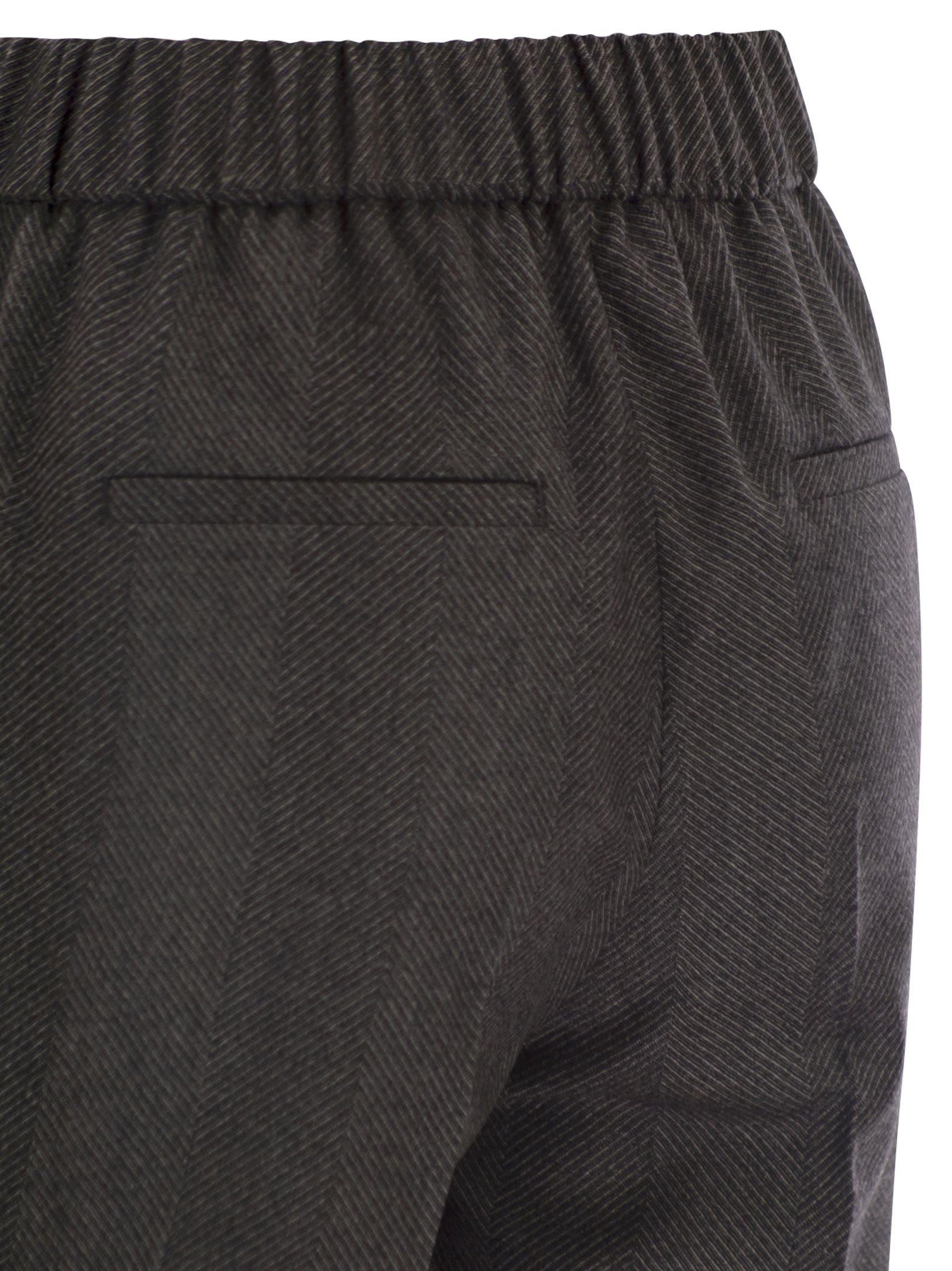 Peserico Stretch Virgin Wool Trousers In Gray