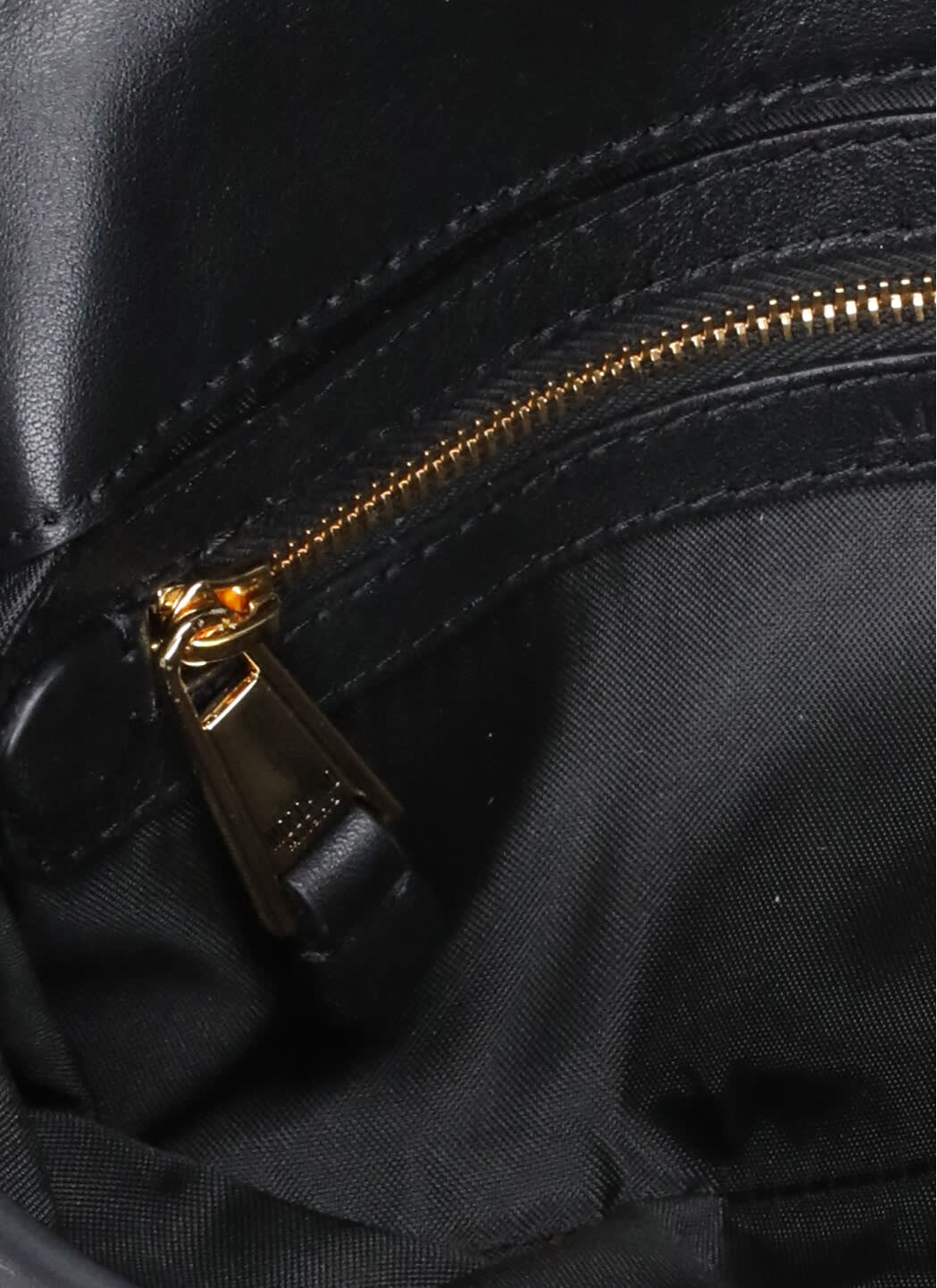 Moschino Morphed Buckle Shoulder Bag In Black