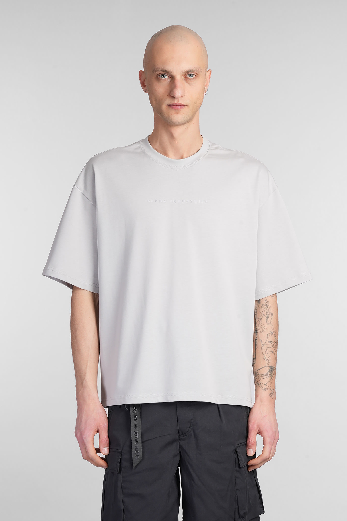 ALPHA INDUSTRIES BASE T-SHIRT T-SHIRT IN GREY COTTON