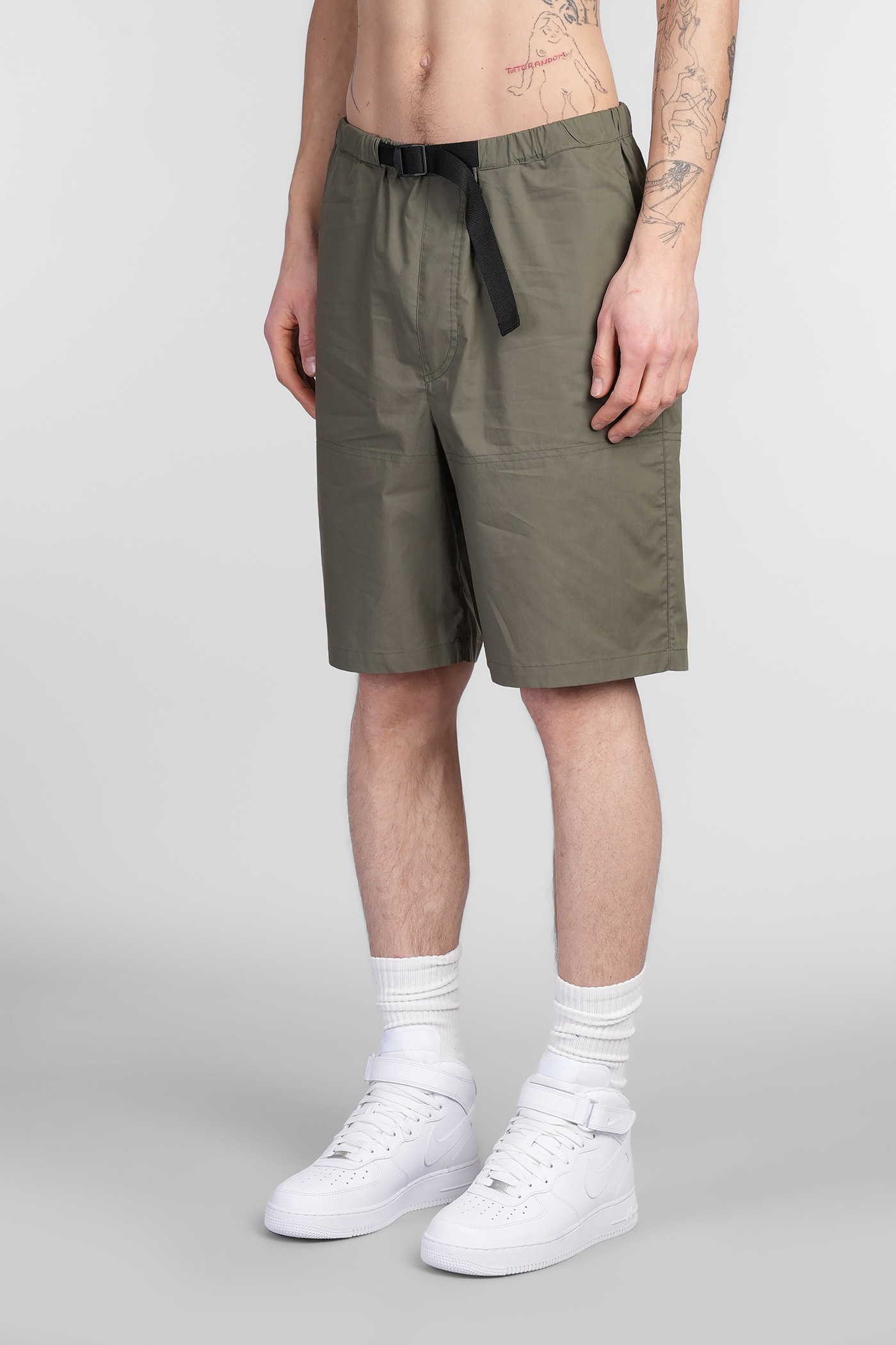 Roberto Collina Belted Shorts In Green