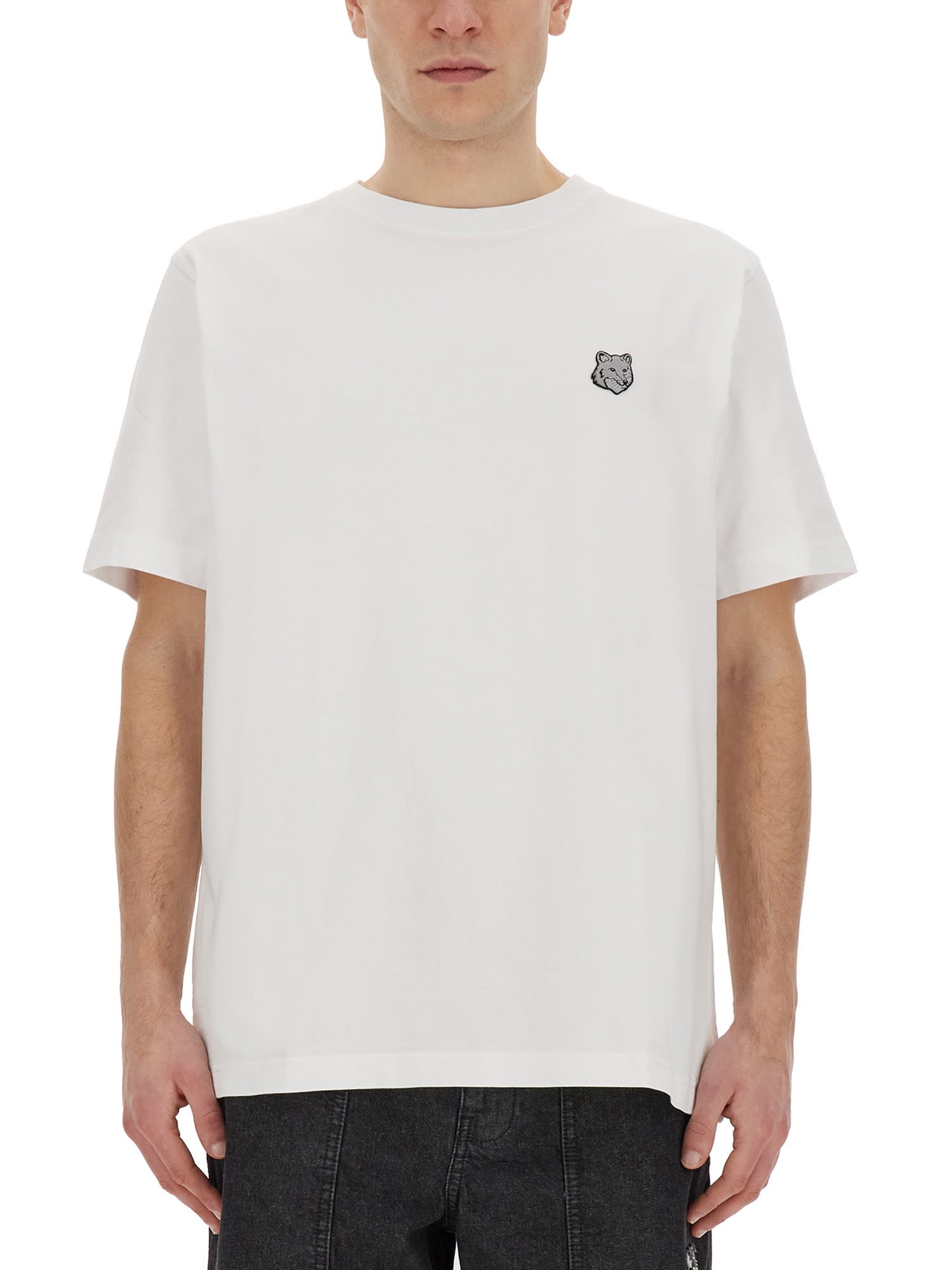 Shop Maison Kitsuné T-shirt With Fox Patch In White