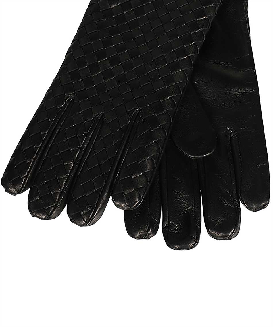 Shop Bottega Veneta Leather Gloves In Black