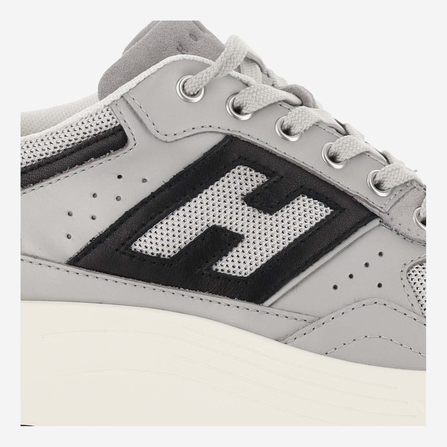 Hogan Side Logo Patch Platform Sneakers In Silver