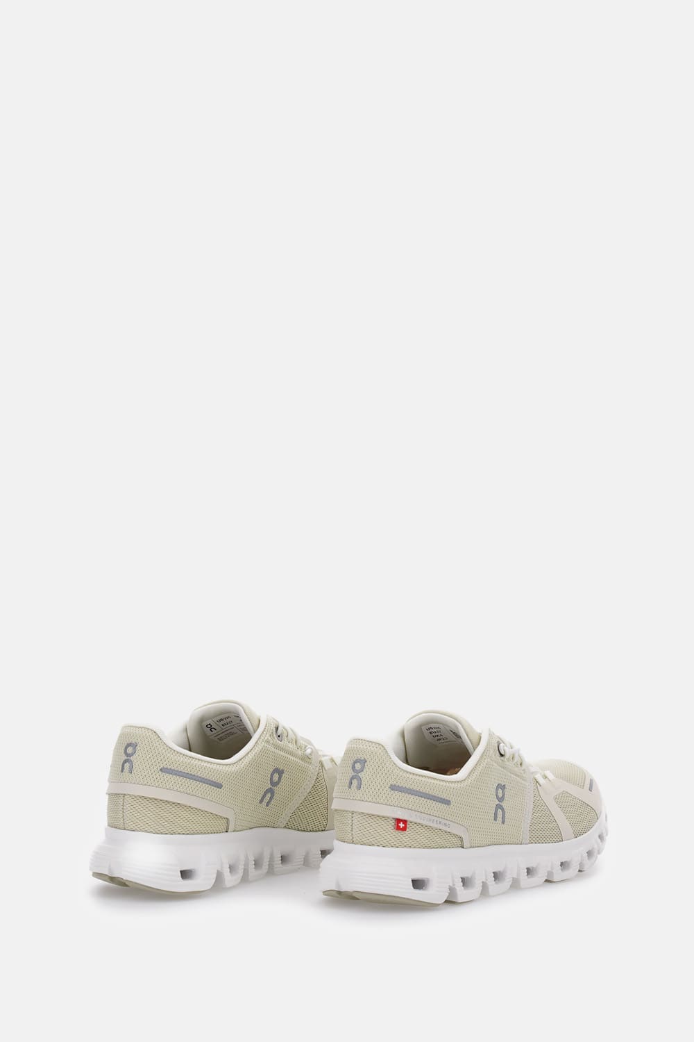 On Cloud 6 In White