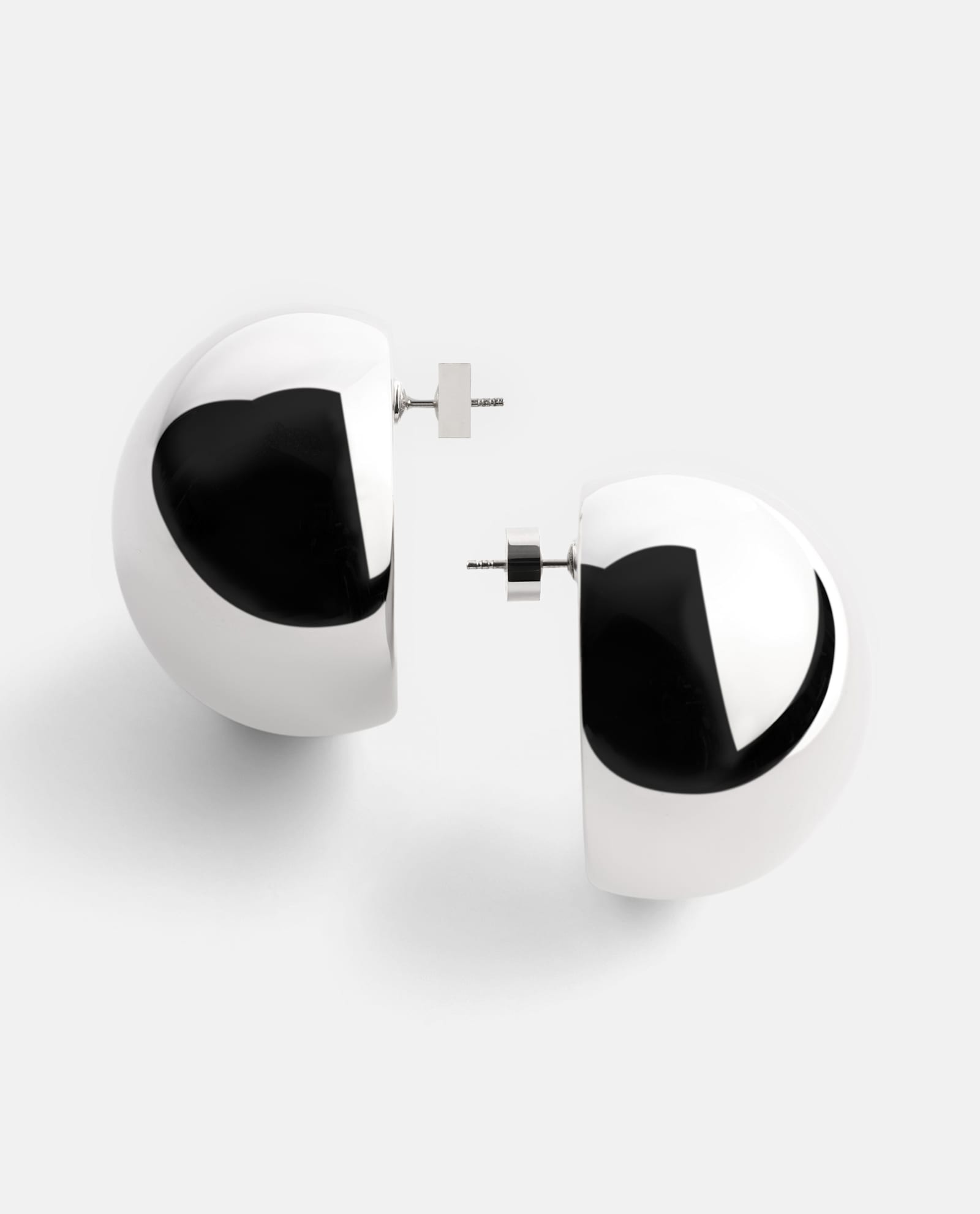 Shop Jacquemus Salon Silver-colored Earrings With Snap Closure And Shiny Finish In Copper Woman