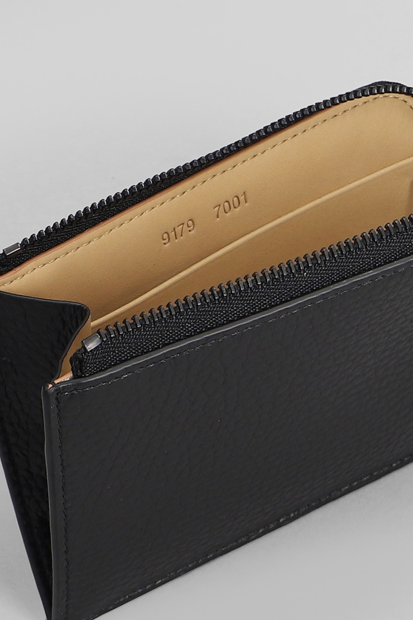 Shop Common Projects Wallet In Black Leather