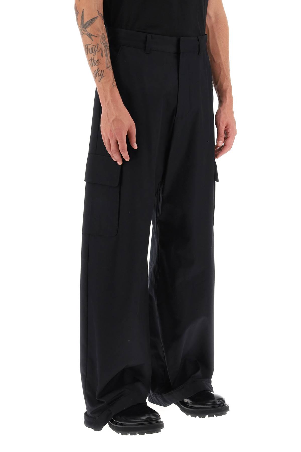 Shop Off-white Wide-leg Cargo Pants In Black Black (black)