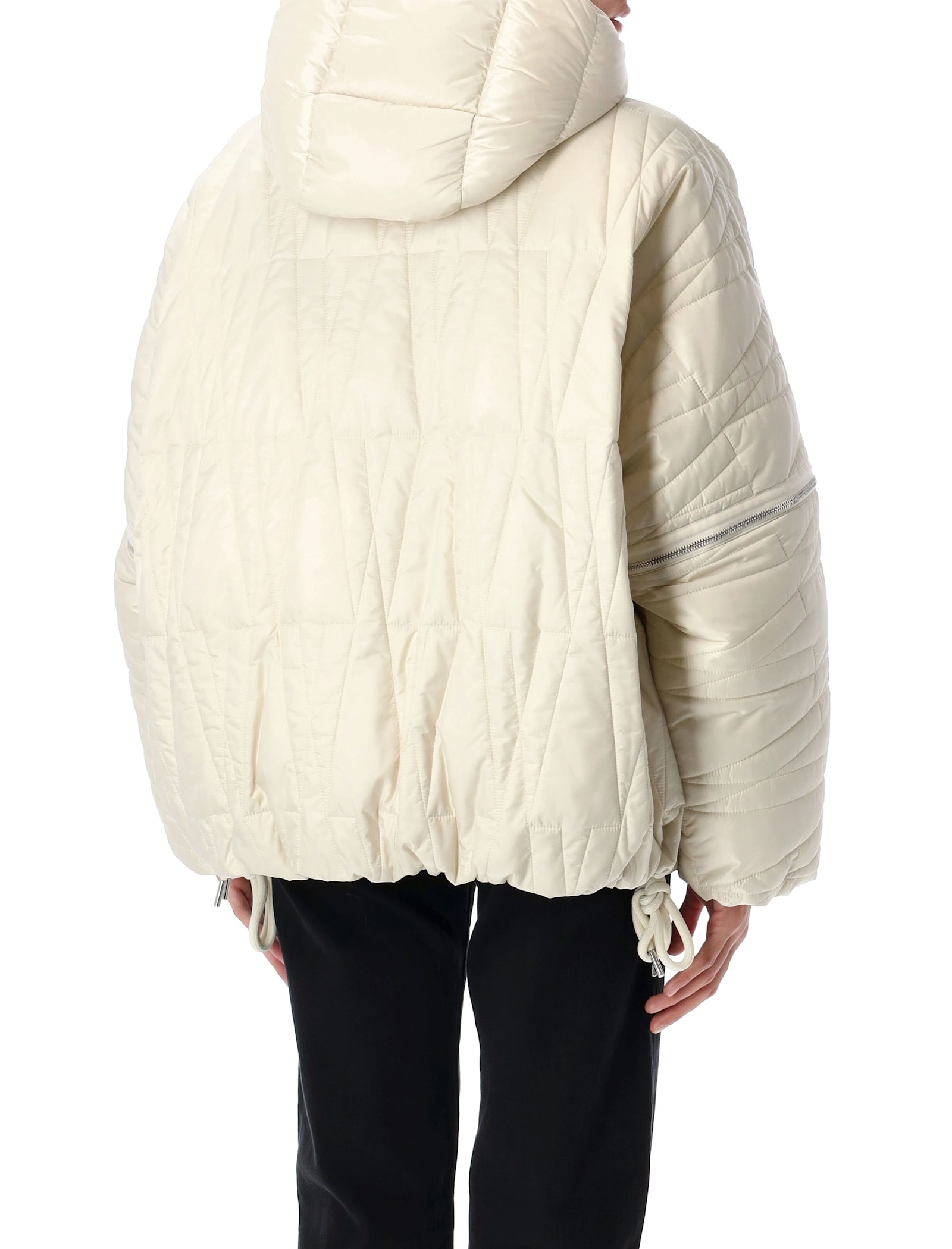 Moncler Haissa Short Down Jacket In Cream