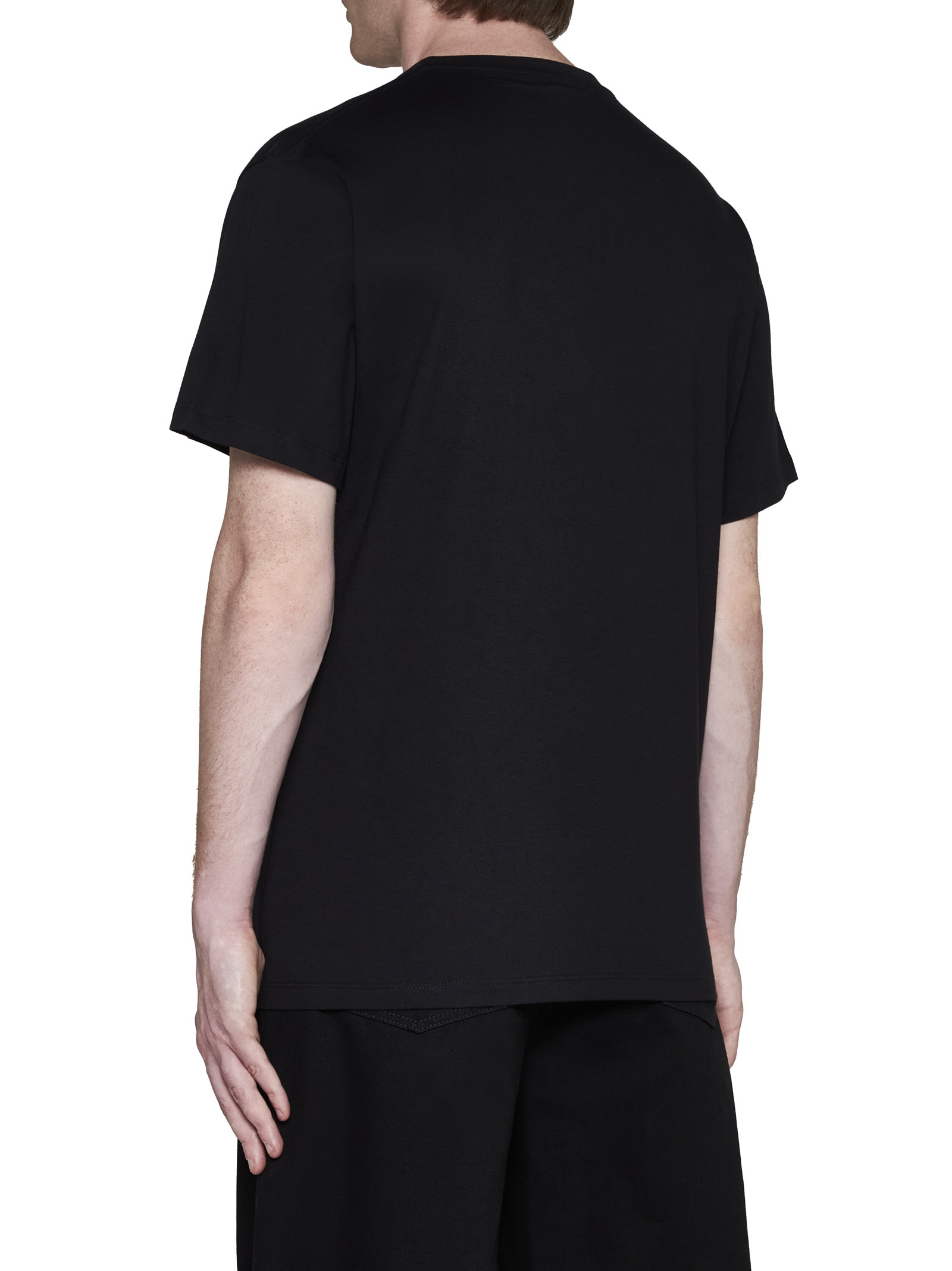 Shop Alexander Mcqueen T-shirt In Black