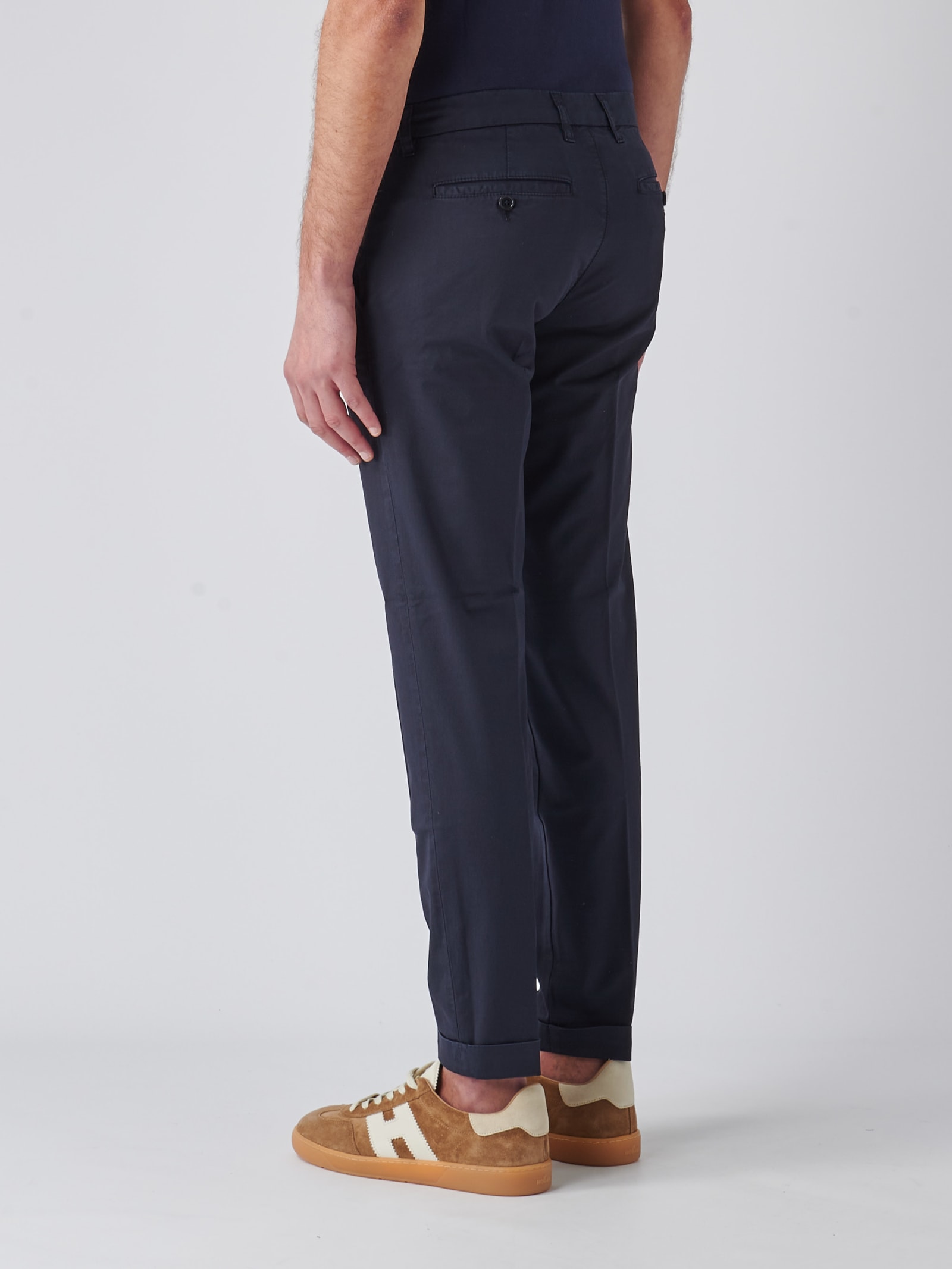 Shop Fay Pantalone Uomo Trousers In Navy