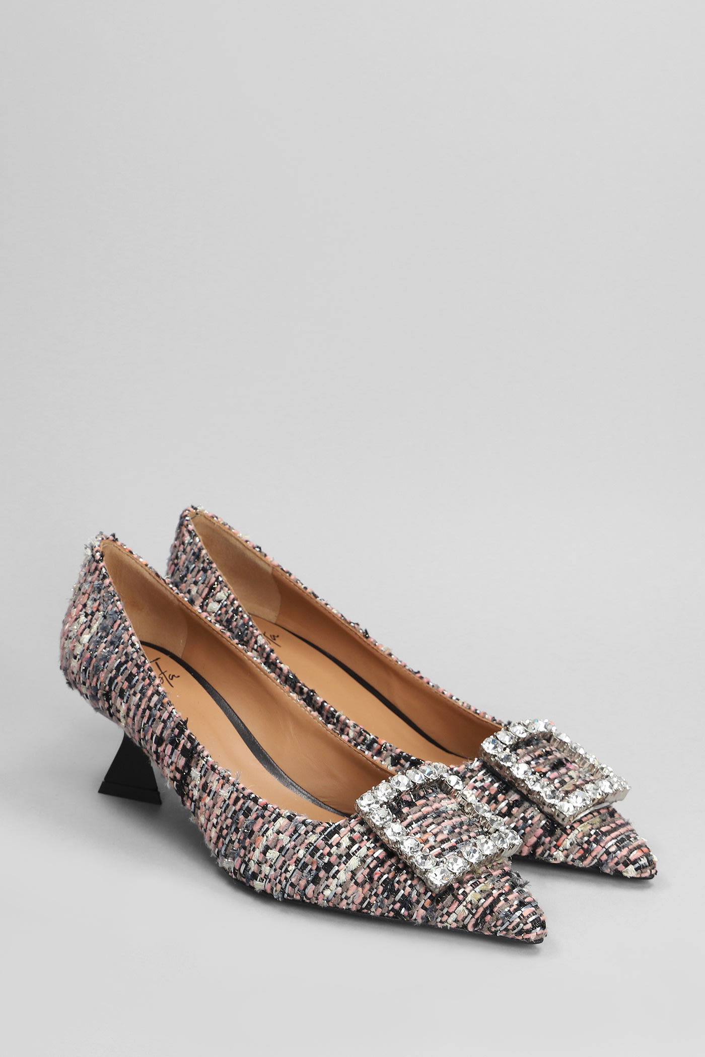 Shop Roberto Festa Evilly Pumps In Rose-pink Wool