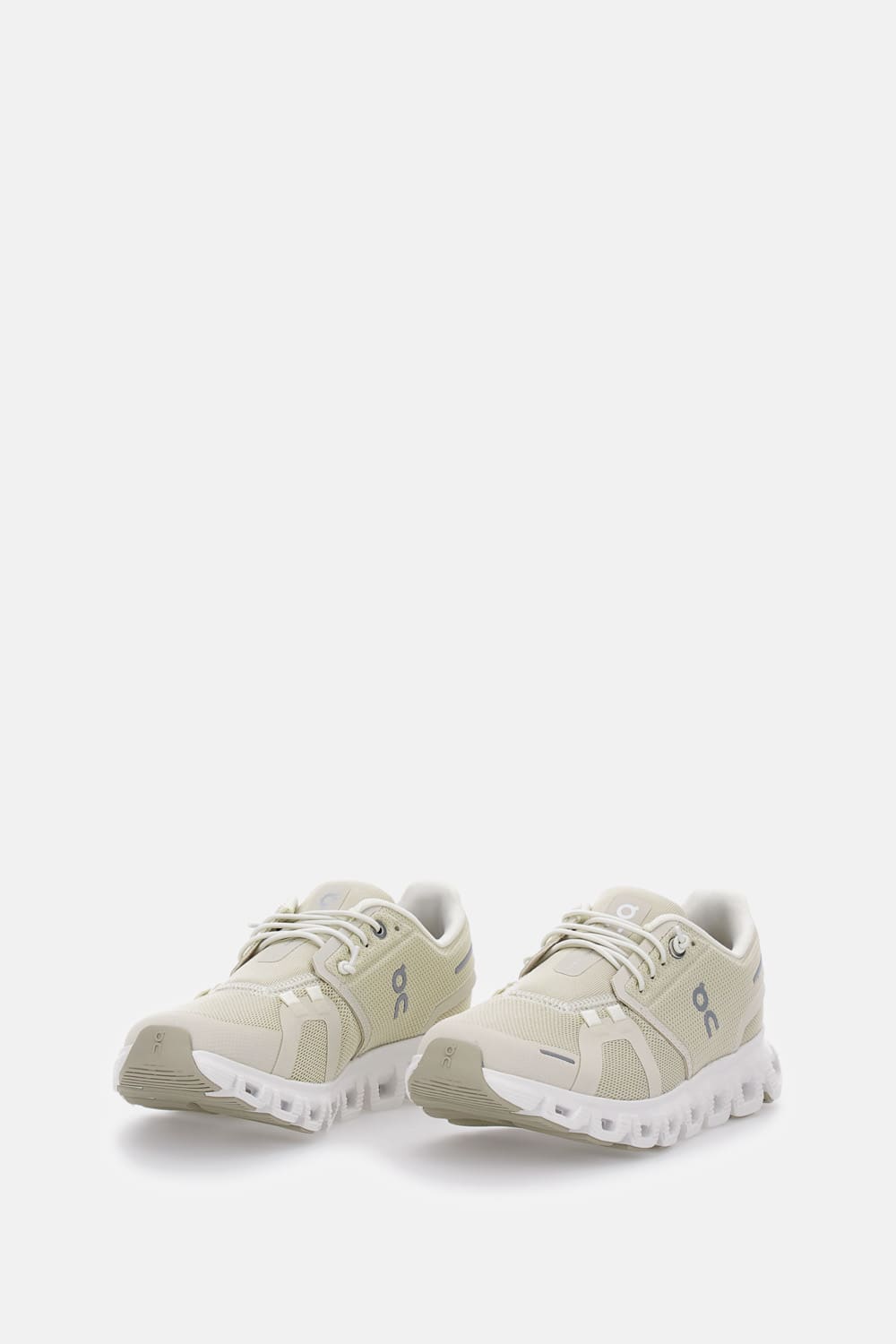 On Cloud 6 In White