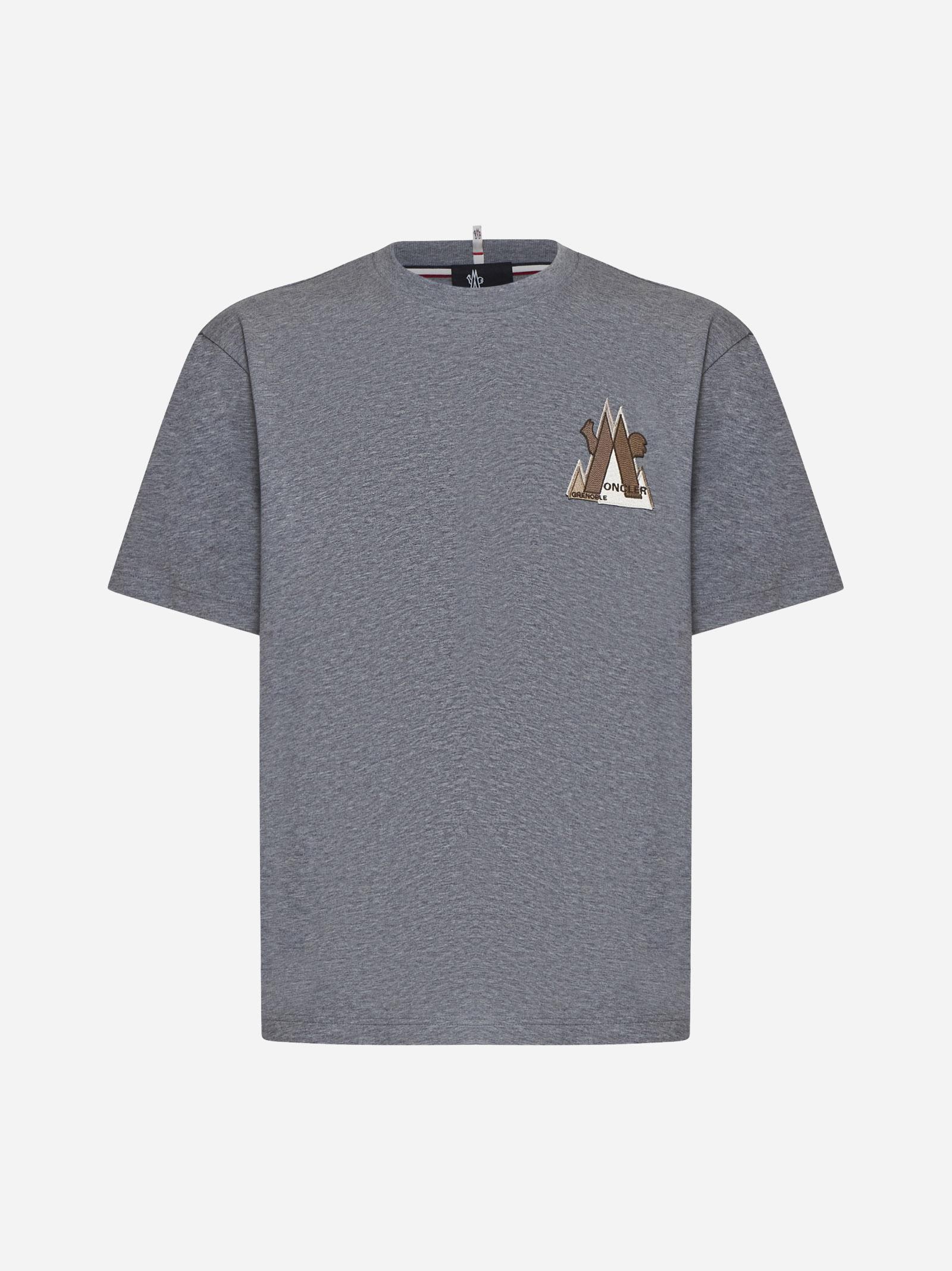 Shop Moncler Logo-patch Cotton T-shirt In Light Grey