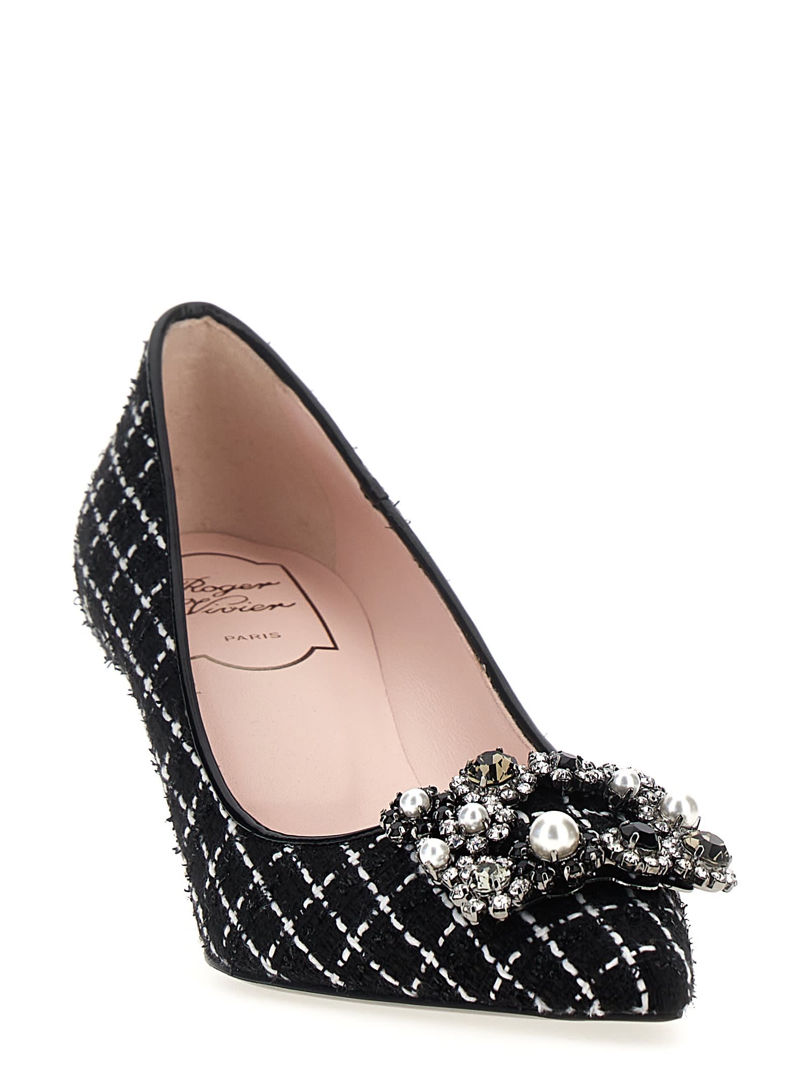 Shop Roger Vivier Flower Strass Pearl Pumps In White/black