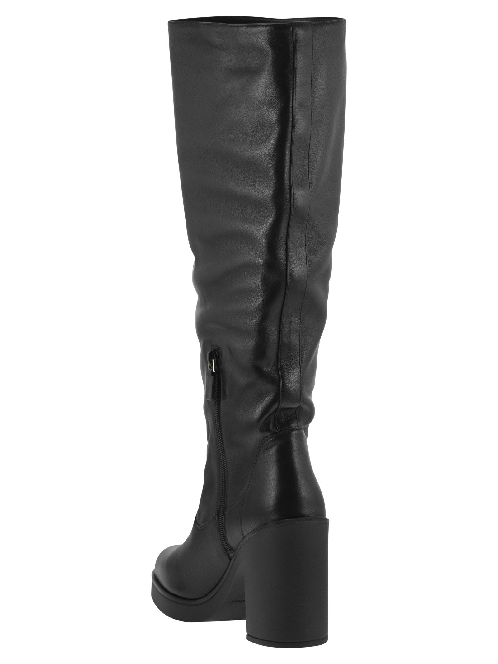 Shop Stuart Weitzman Bethenny 80 - Leather Boot In Black