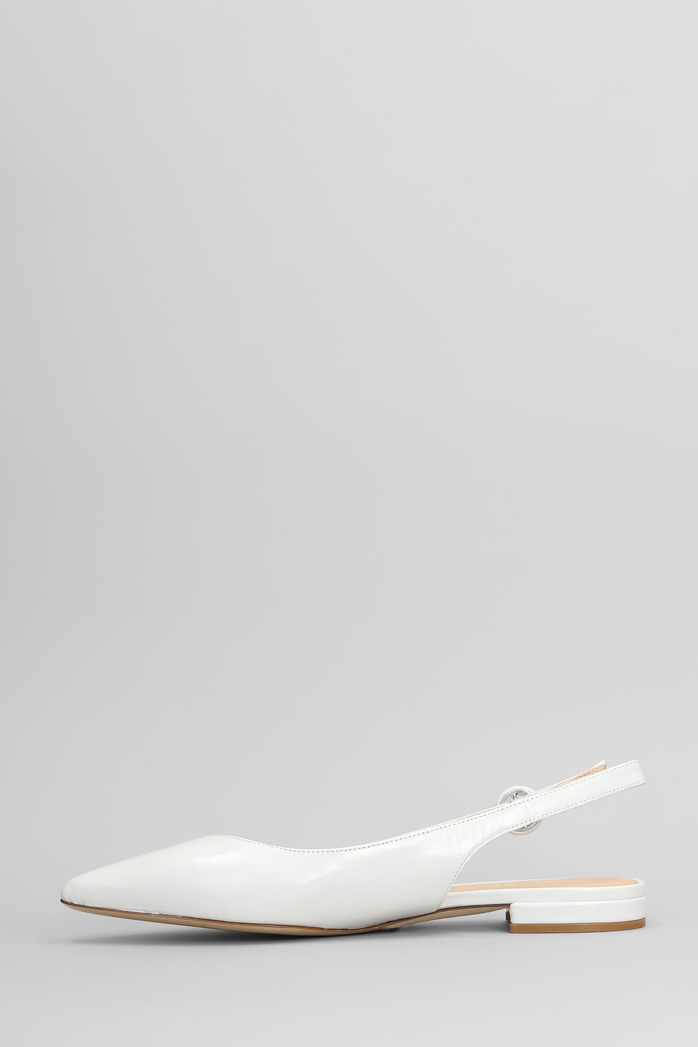 Julie Dee Ballet Flats In White Leather In White