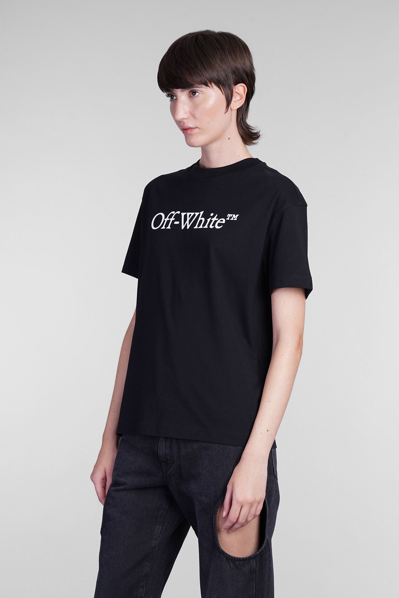 Shop Off-white T-shirt In Black Cotton