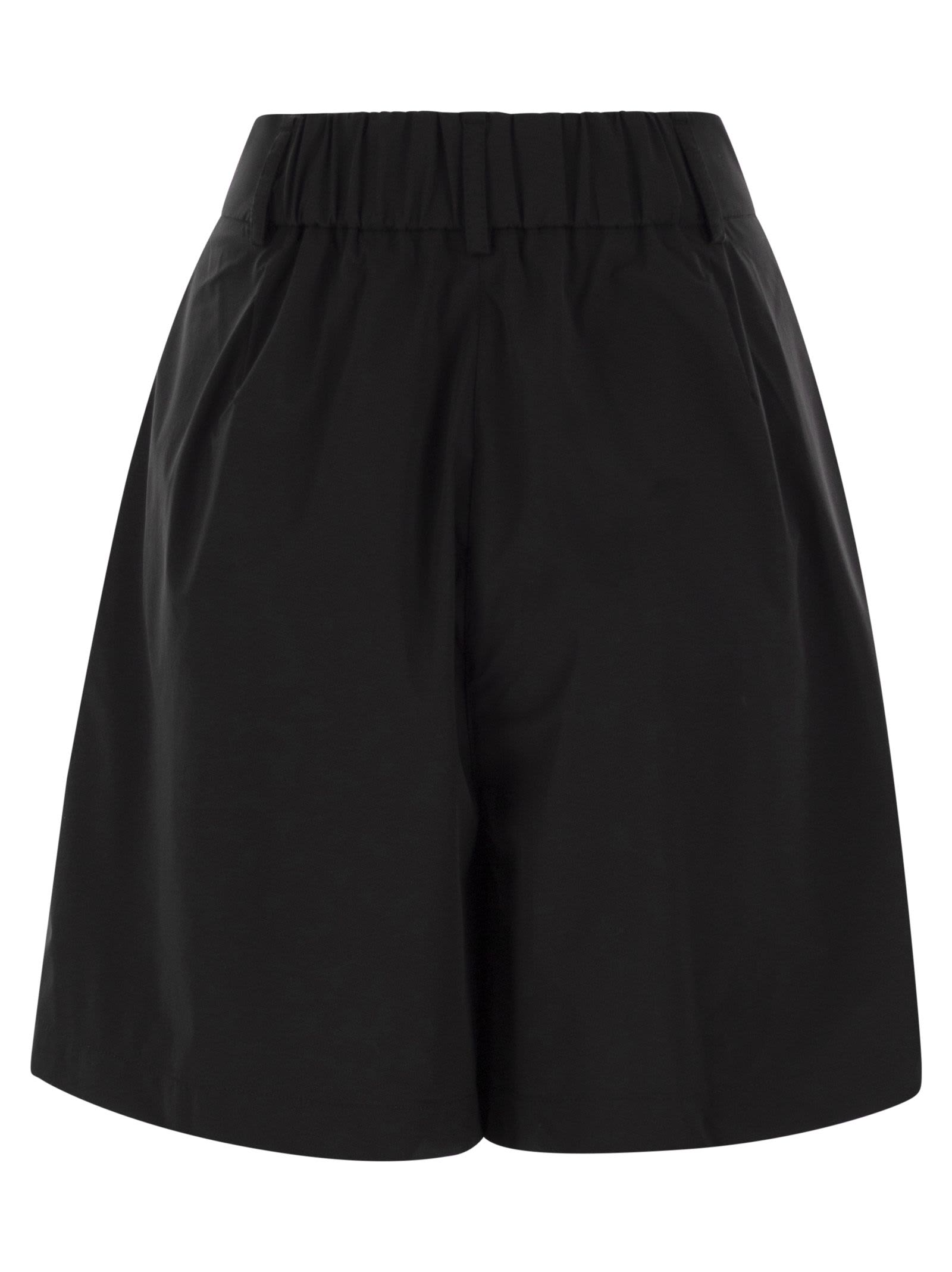 Herno Pleated Detail Shorts In Black
