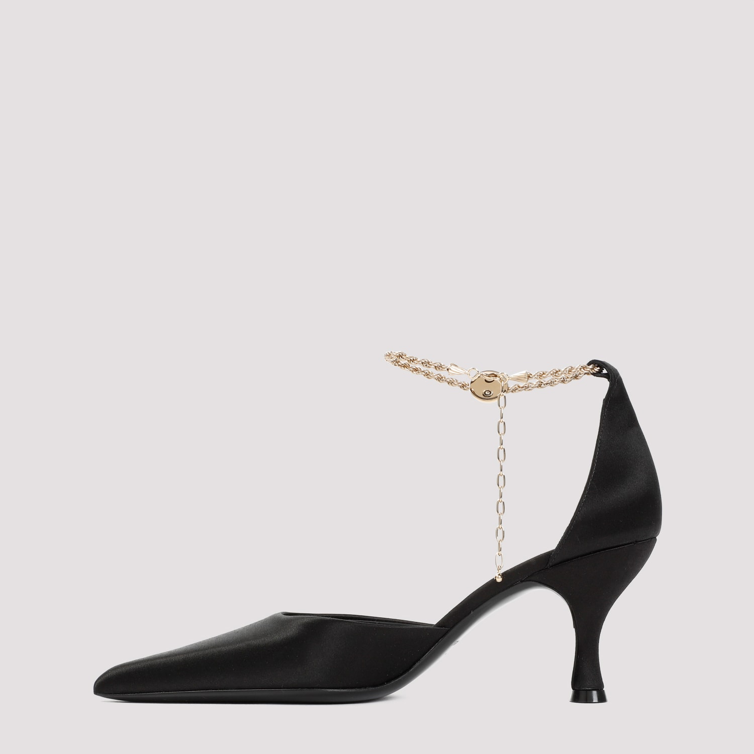 Shop Ferragamo Dana 70 Pumps In Nero