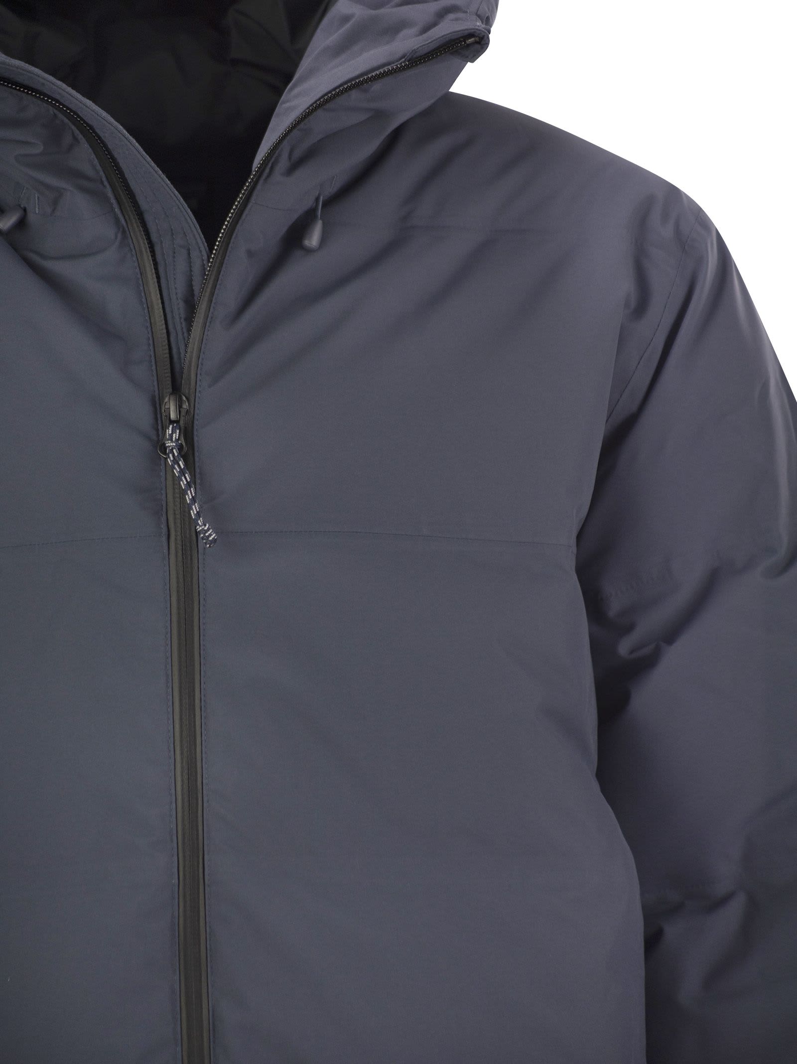 Shop Patagonia Jackson Glacier - Hooded Padded Parka In Avio