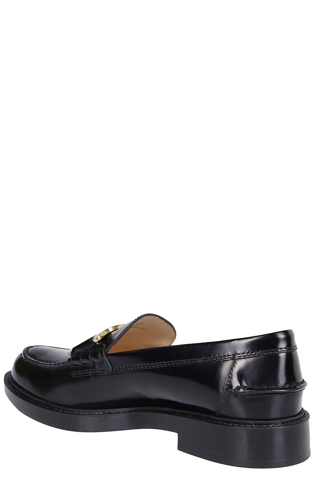 Shop Tod's Chain-linked Loafers In Black