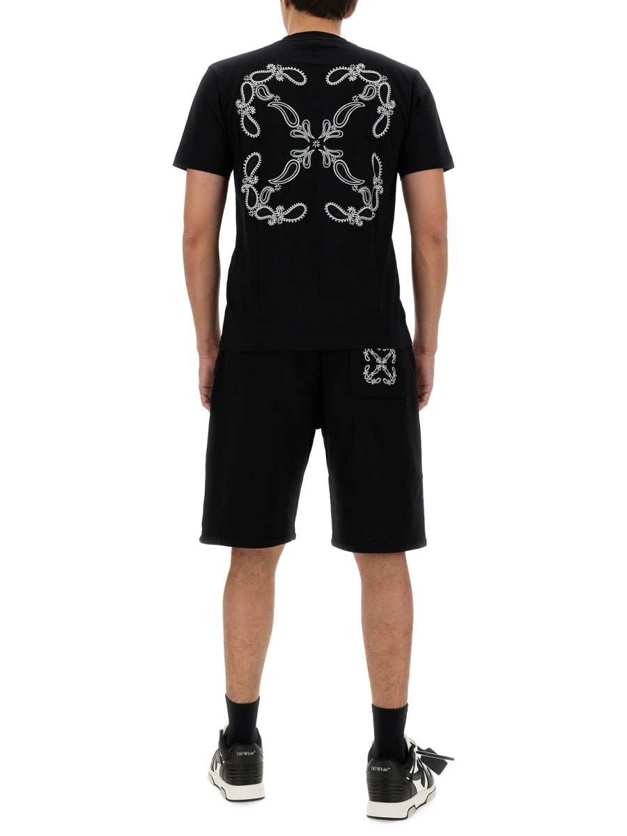 Shop Off-white Bandana Pattern T-shirt In Black