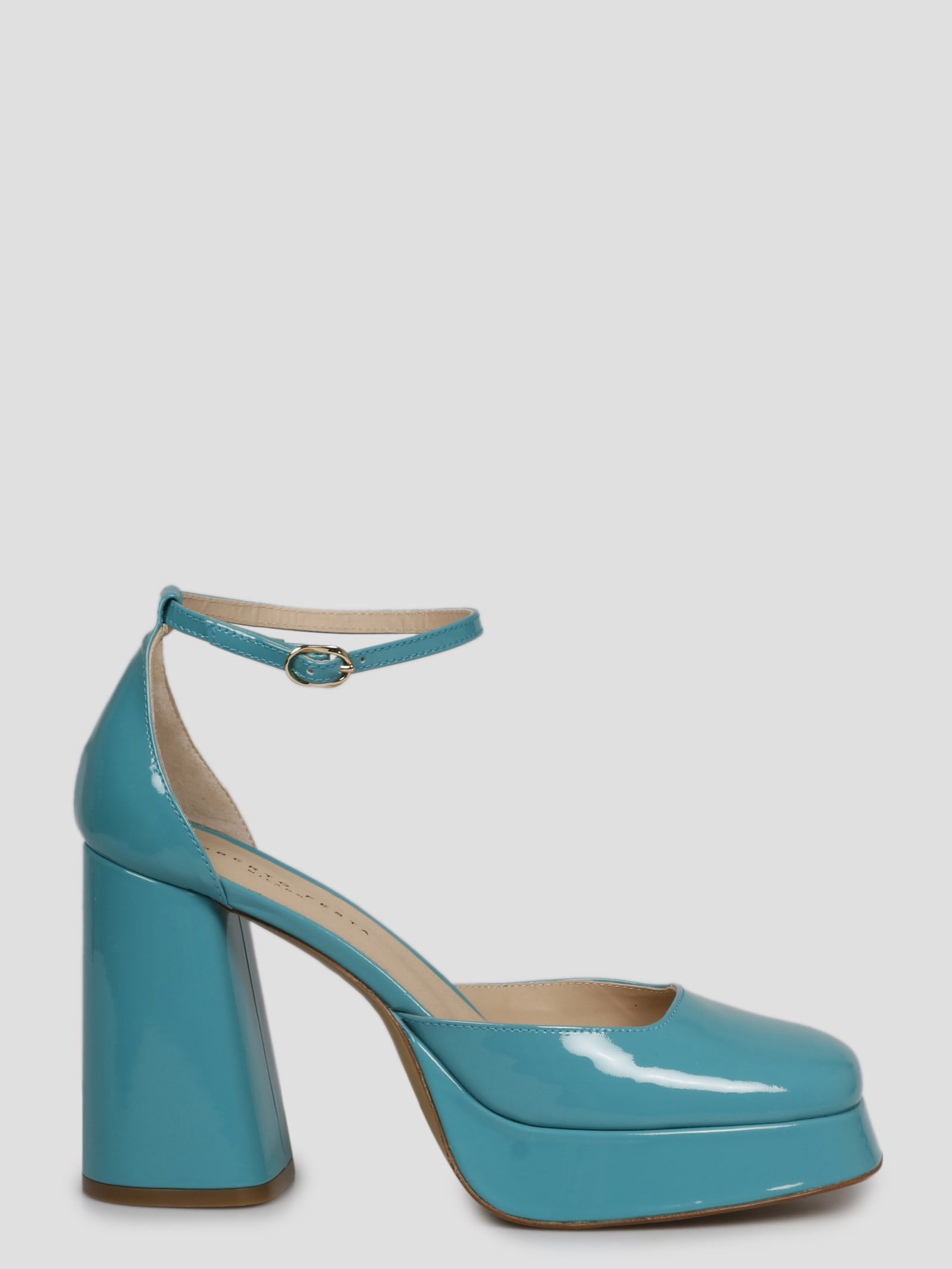 dressing gownRTO FESTA NICLA PATENT PUMPS