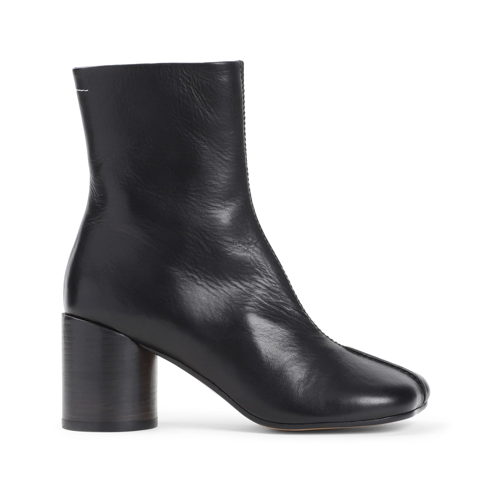 Mm6 Maison Margiela Round Toe Leather Ankle Boots With Seam Detailing In Black