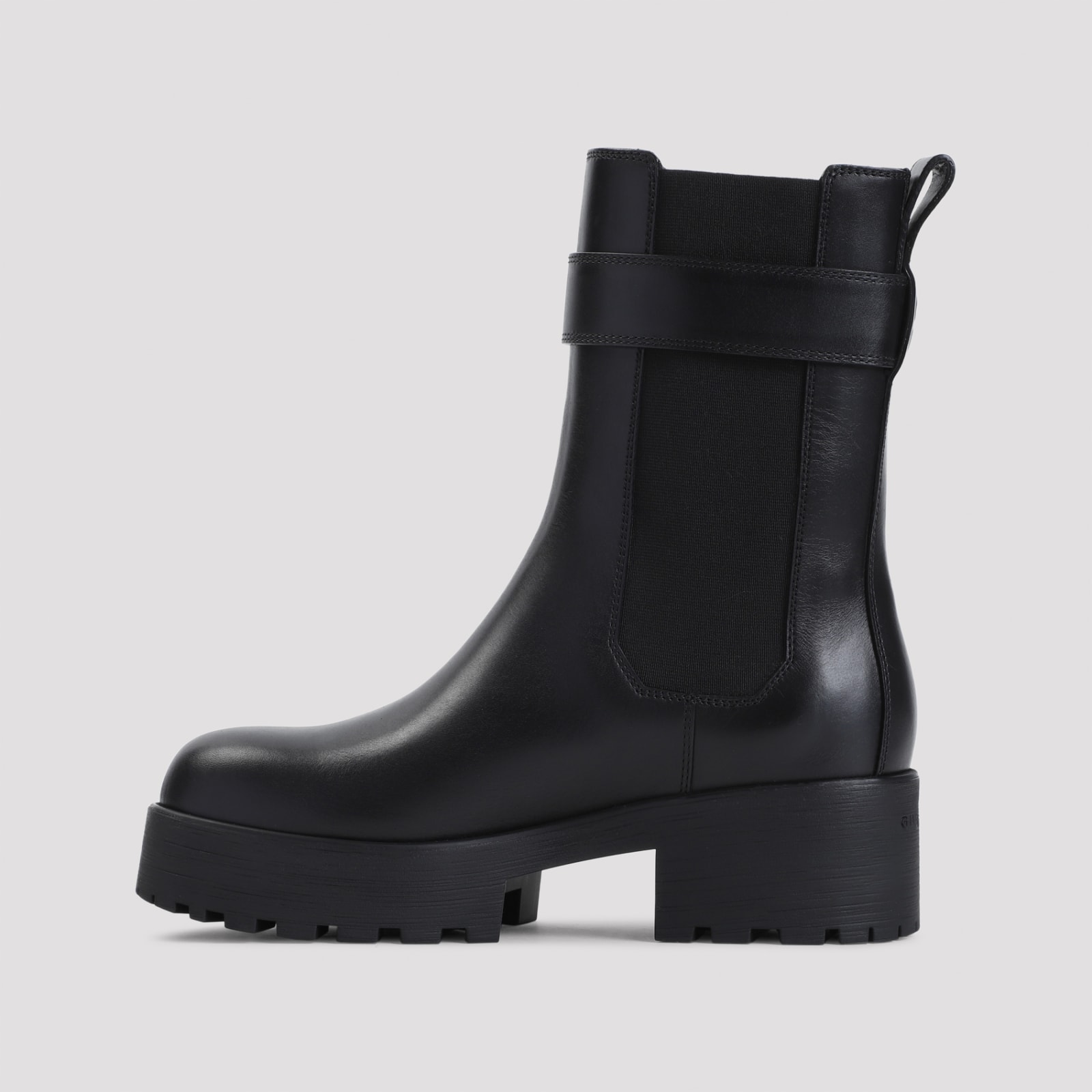 Shop Givenchy Chelsea Boots In Black