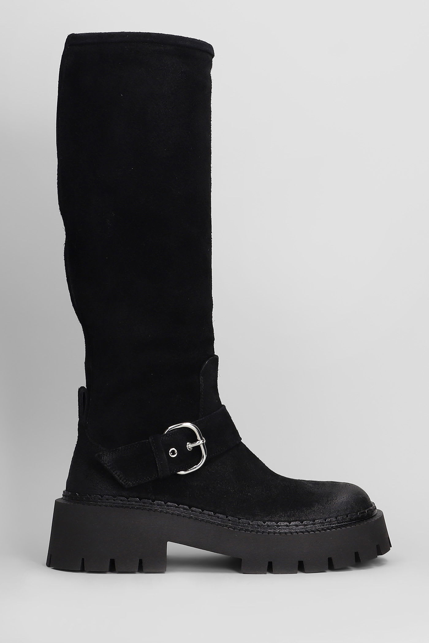 Vic Matié Rust 101 Low Heels Boots In Black Suede