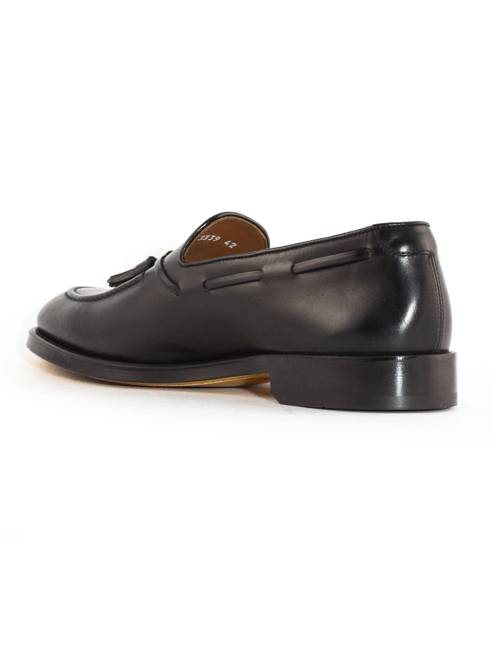 Doucal's Black Slip-on Loafers With Tassel Detail In Black