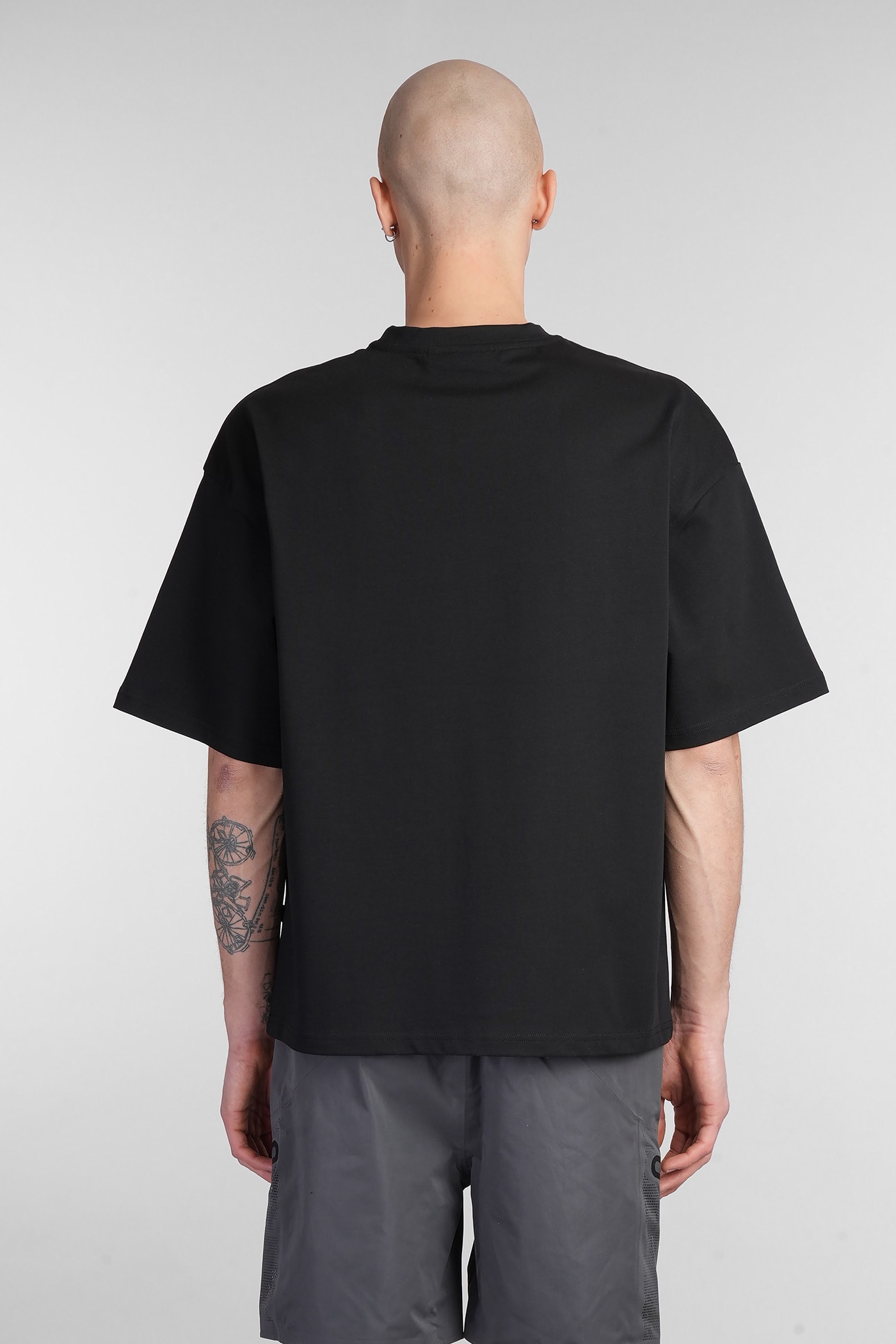 ALPHA INDUSTRIES BASE T-SHIRT T-SHIRT IN BLACK COTTON