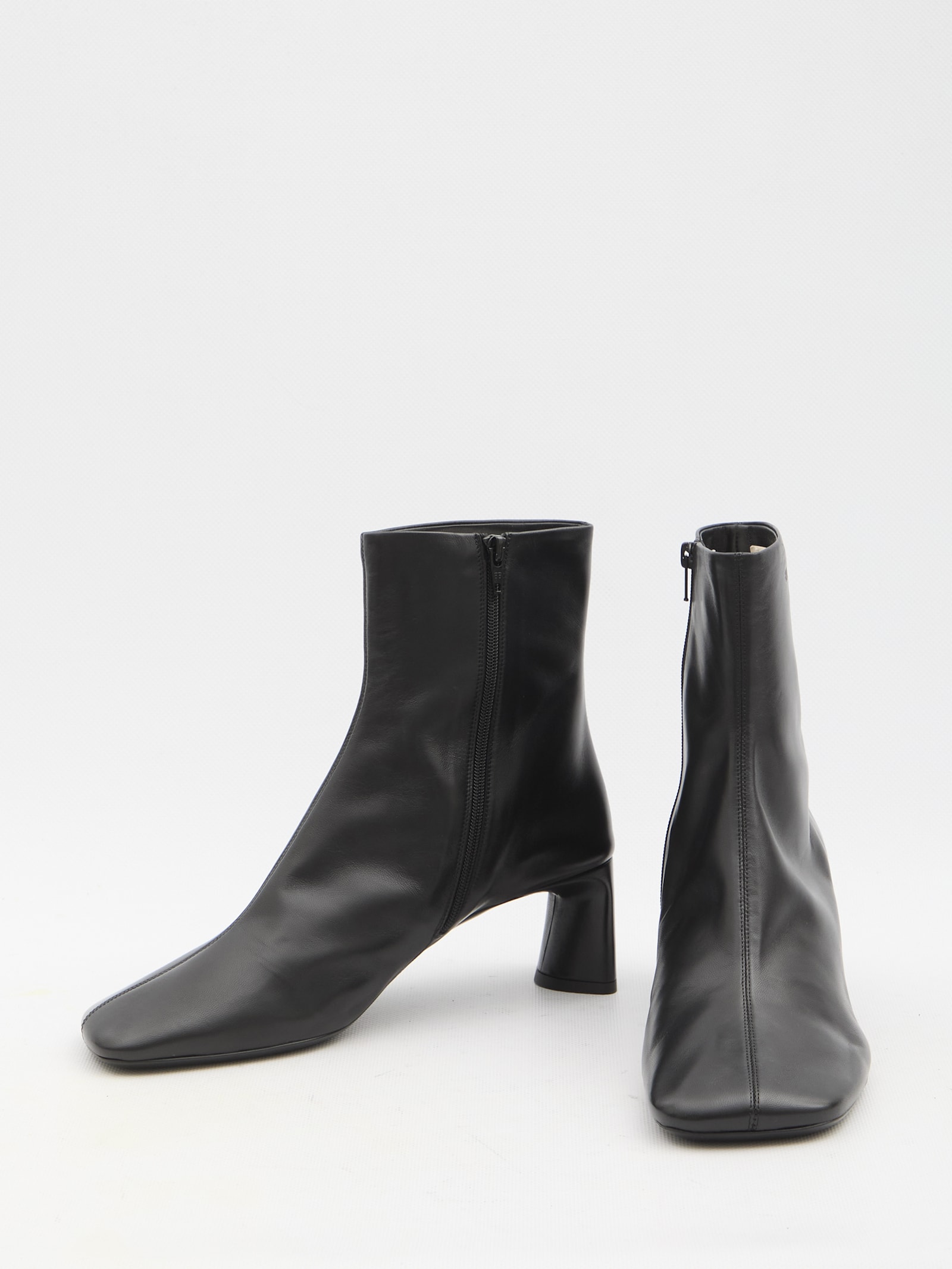 Shop Balenciaga Duty Free 60mm Boots In Black