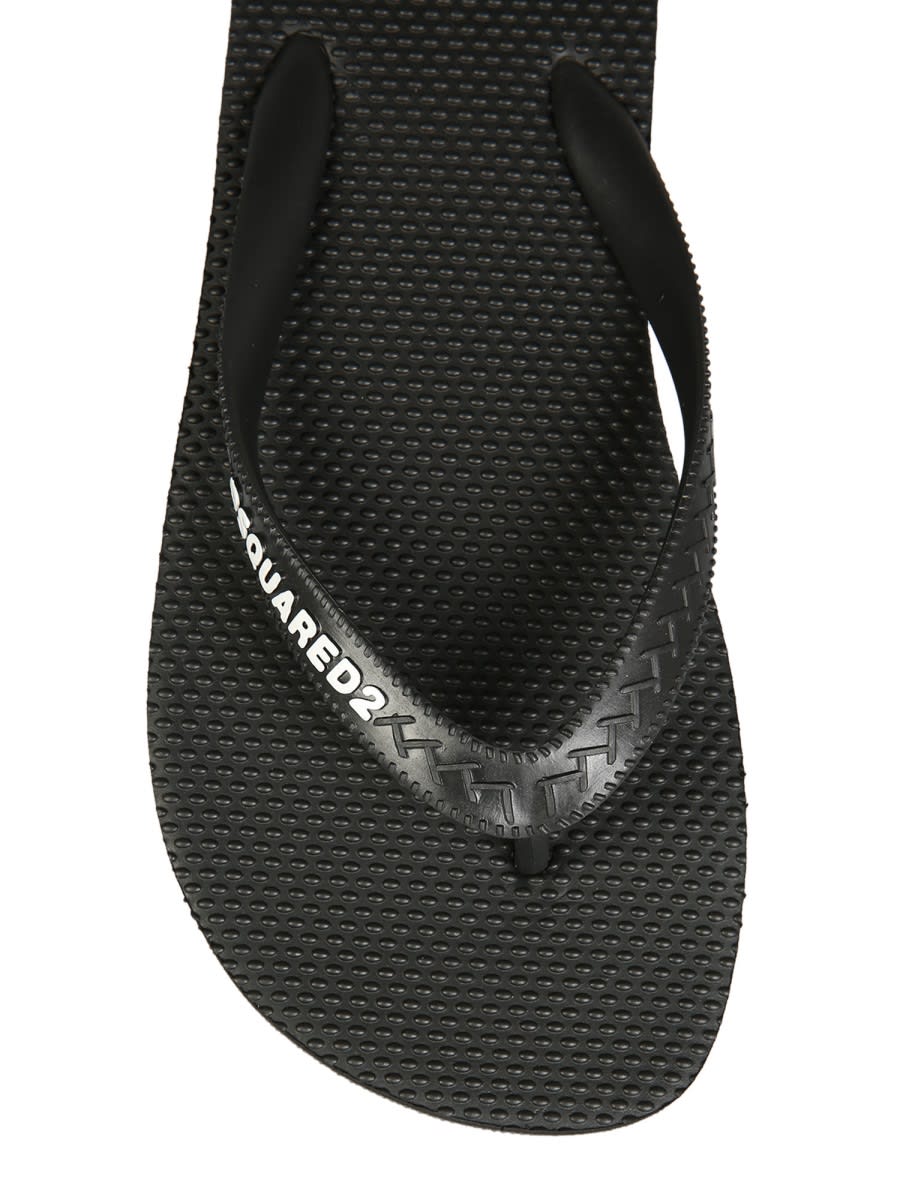 Shop Dsquared2 Flip Flops With Logo In Black