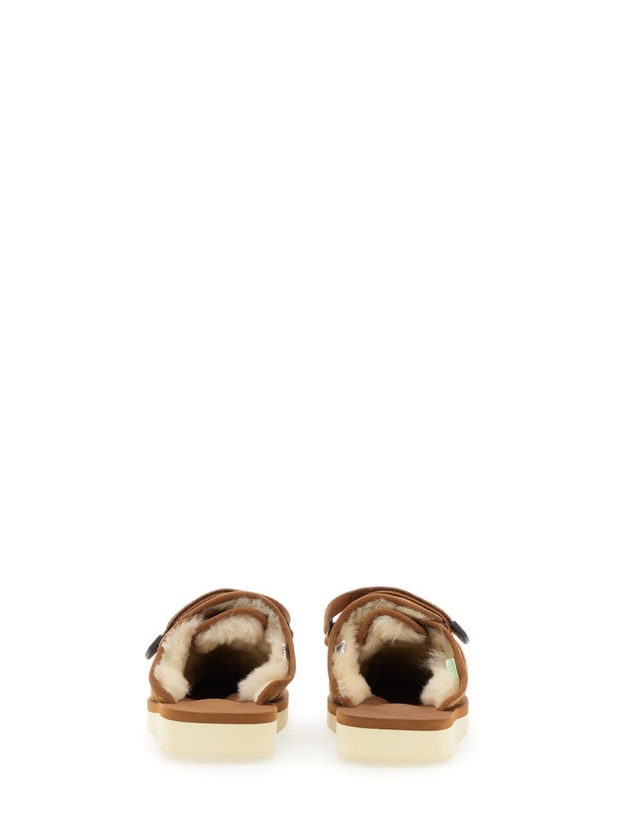 Suicoke Biscuit Suede Zavo Slippers In Beige