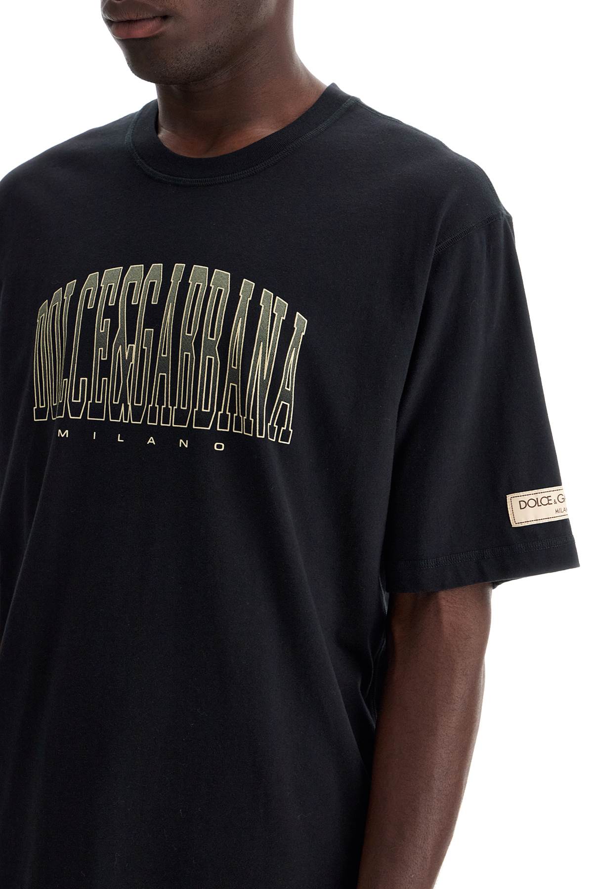 Shop Dolce & Gabbana T-shirt With Logo Print In Nero (black)