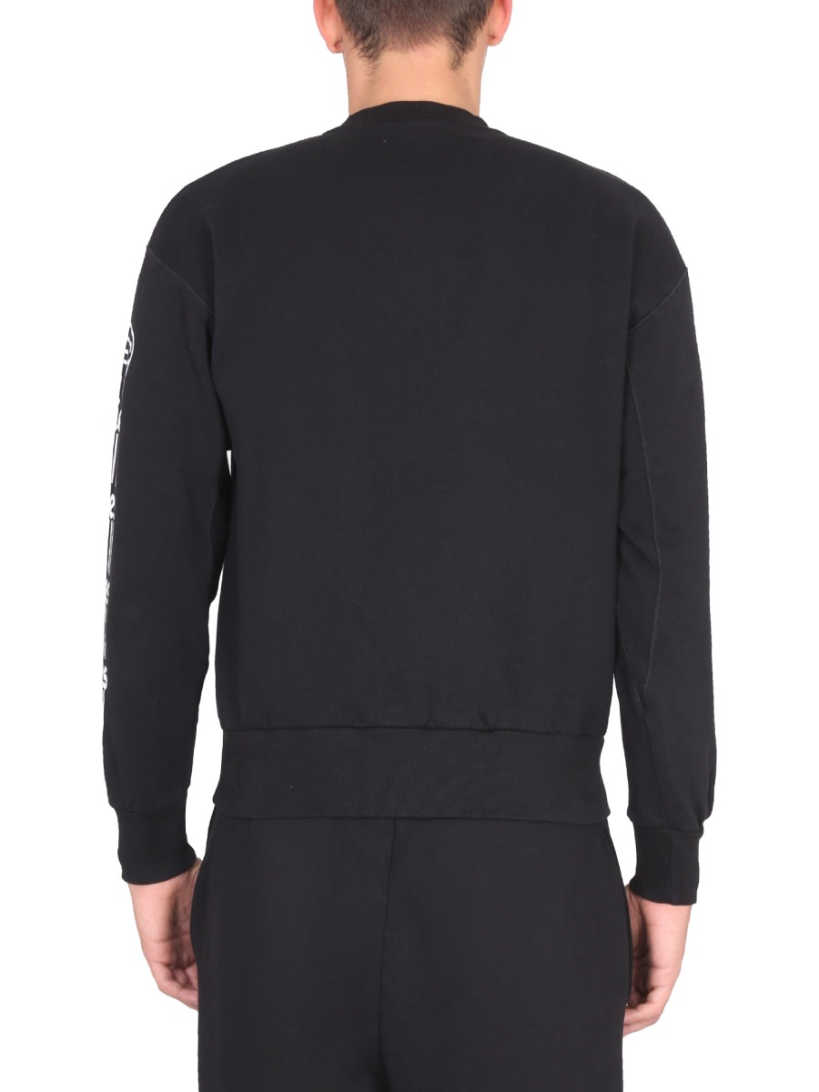 Shop Aries Crewneck Sweatshirt In Black