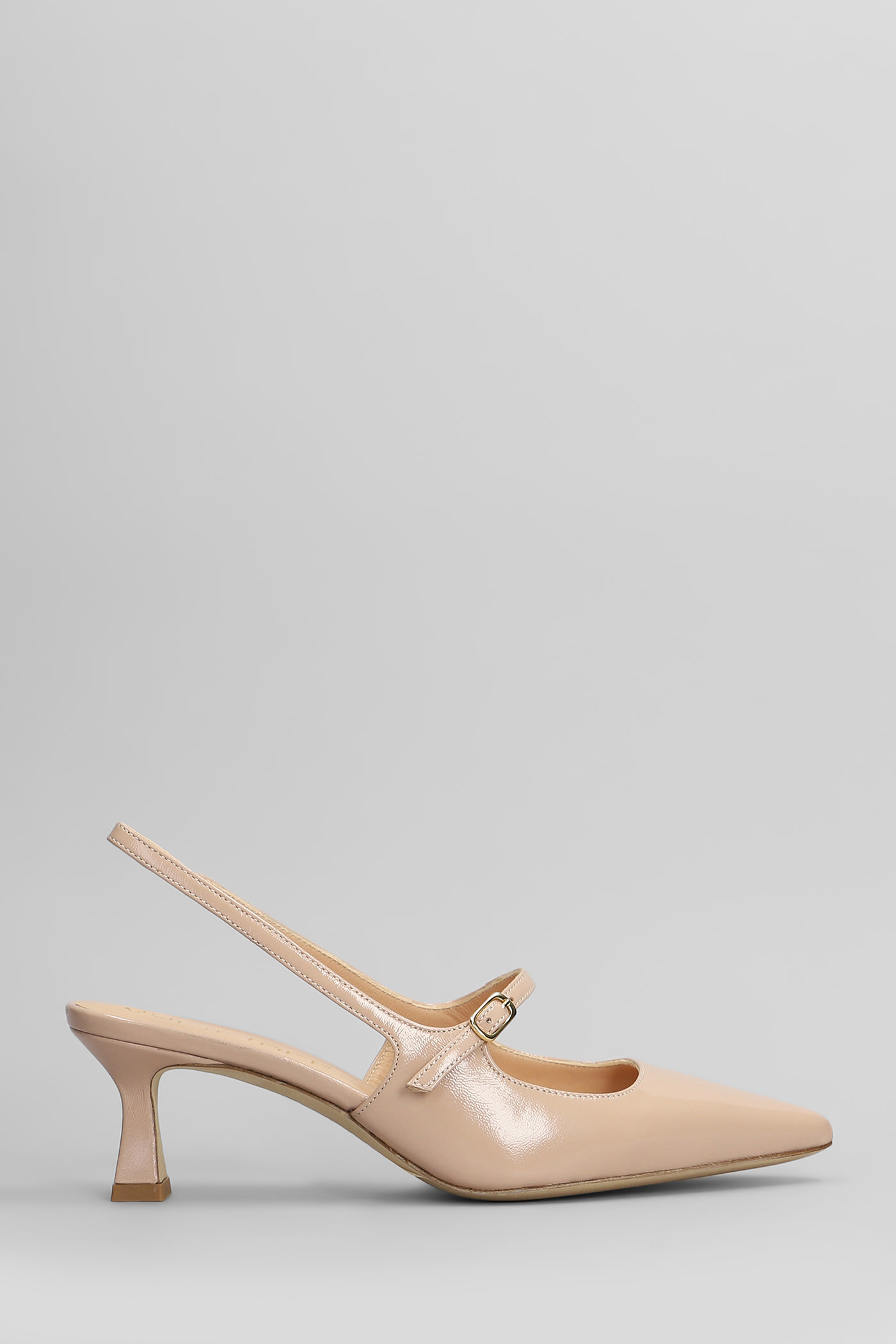 Pumps In Powder Leather
