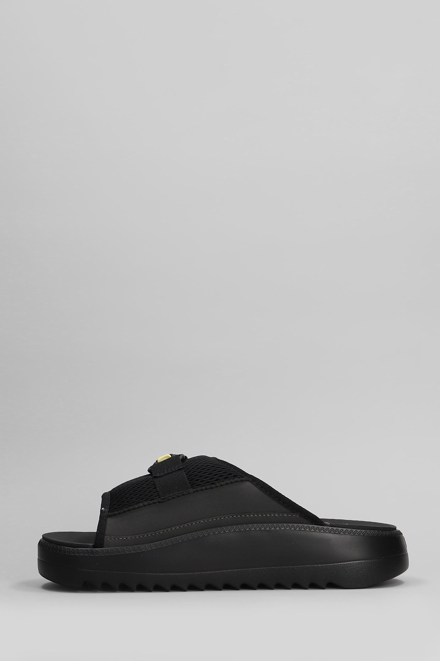 UGG MAXXER SLIDE 2.0 FLATS IN BLACK FABRIC