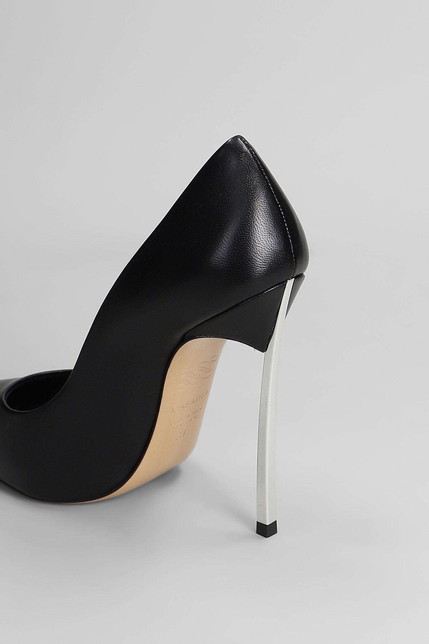 Casadei Blade Pumps In Black Leather In Black