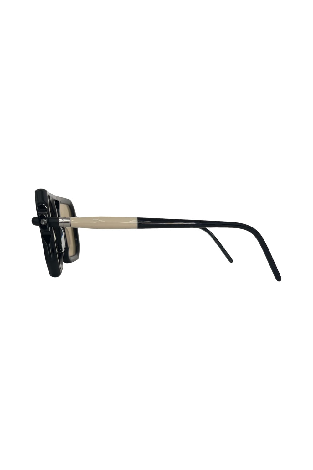 Kuboraum Mask P8 Byb In Black Shine/ Ivory/ Light Brown Lens