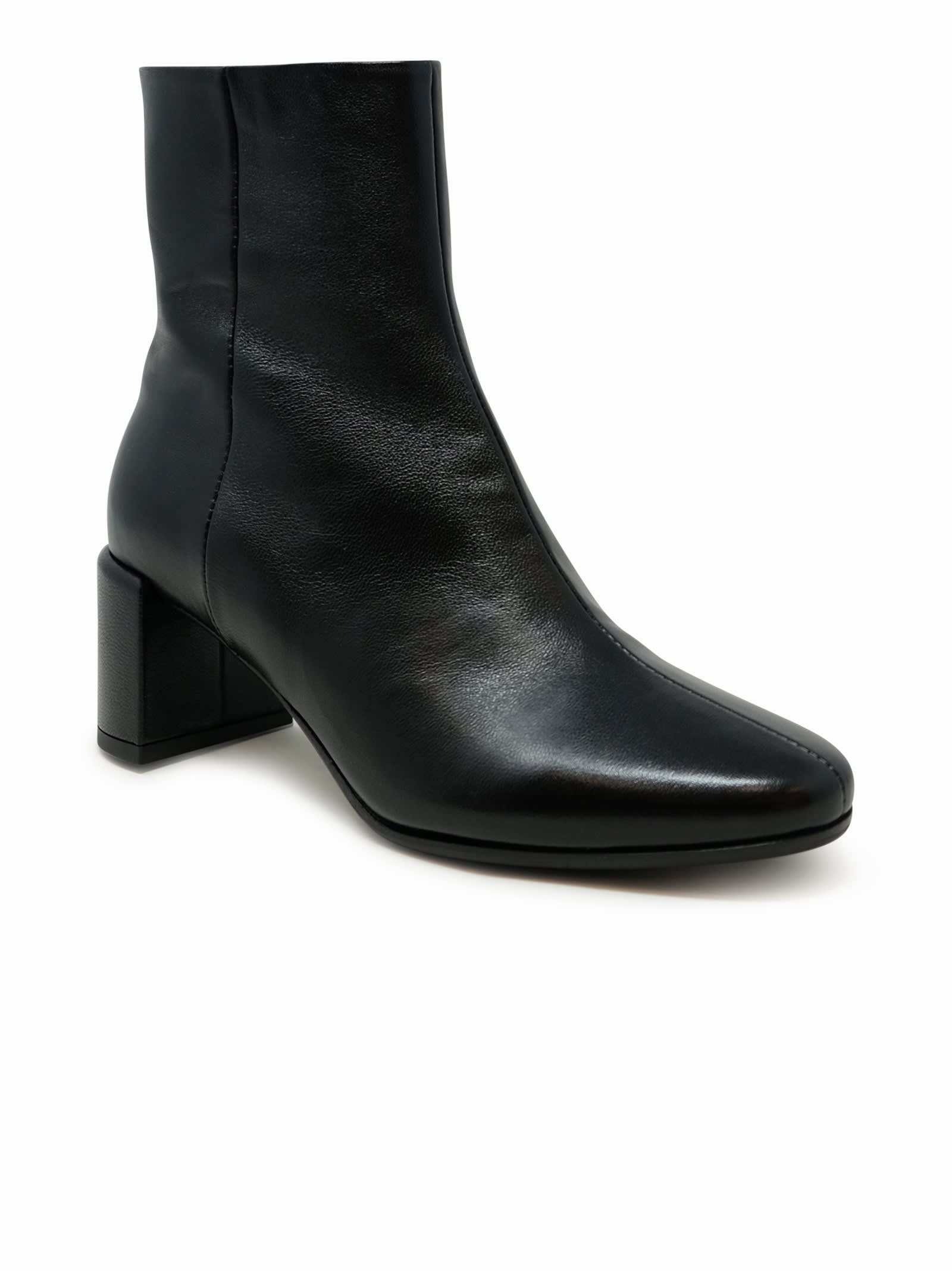 Halmanera Beta16 Black Leather Baron Ankle Boots In Black