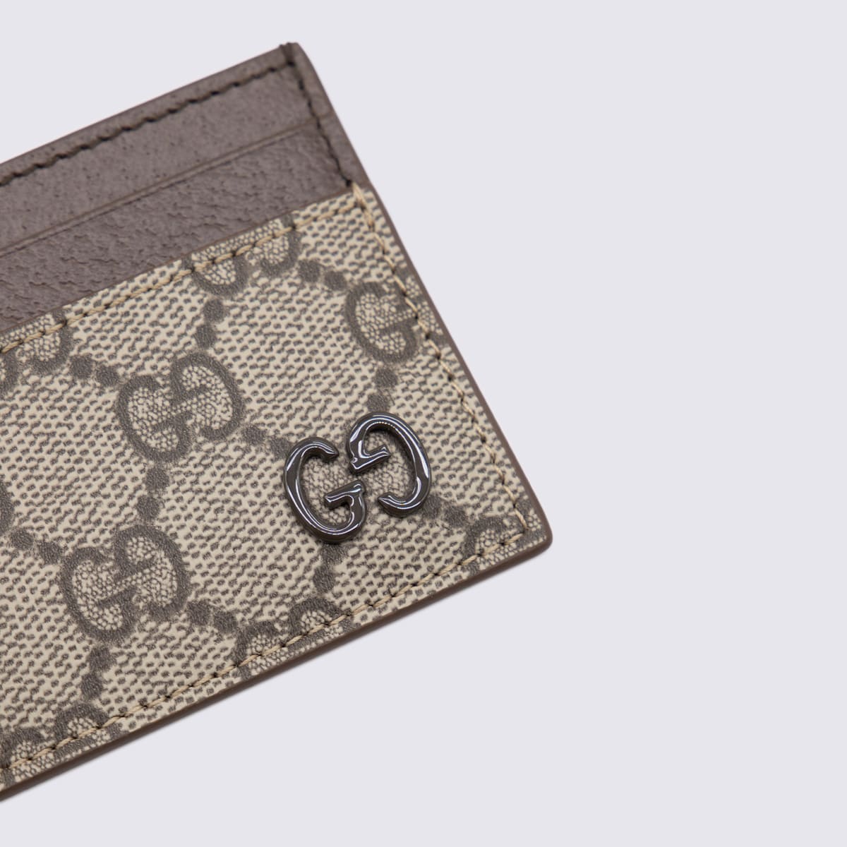 Gucci Men Gg Cardholder With Gg Details In Neutral