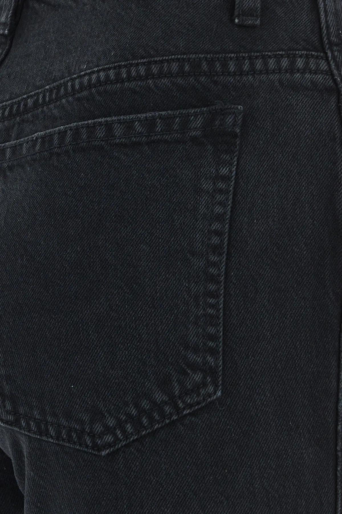 Shop Khaite Black Denim Jeans In Prescott