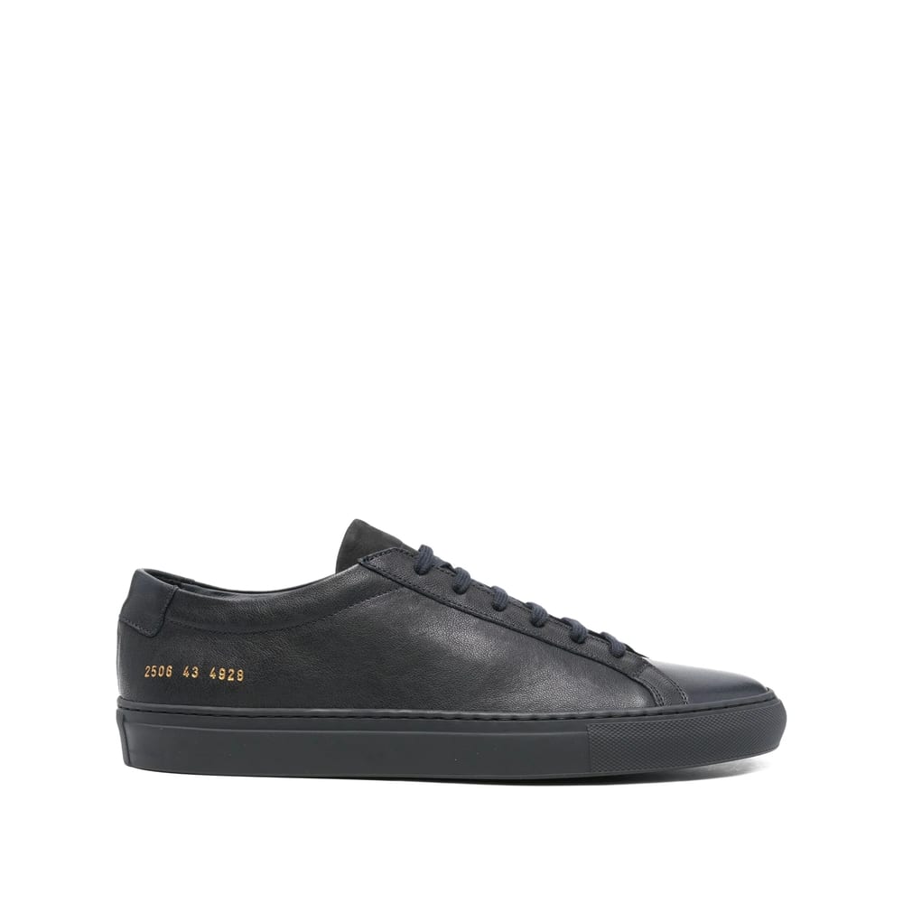 Common Projects Achilles Low-top Sneakers In Black Calf Leather In Blue
