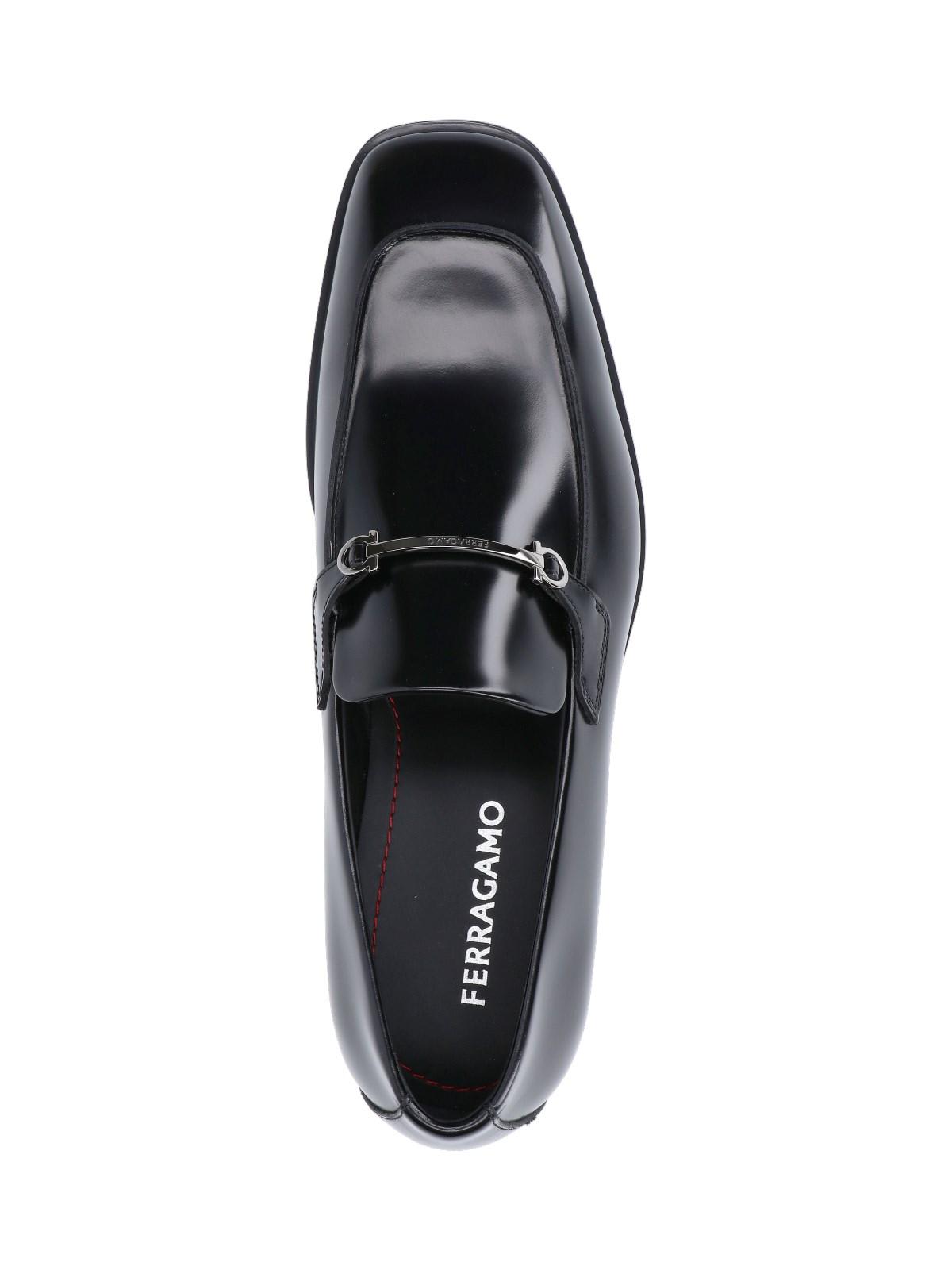 Ferragamo Gancini Loafers In Black Leather In Black