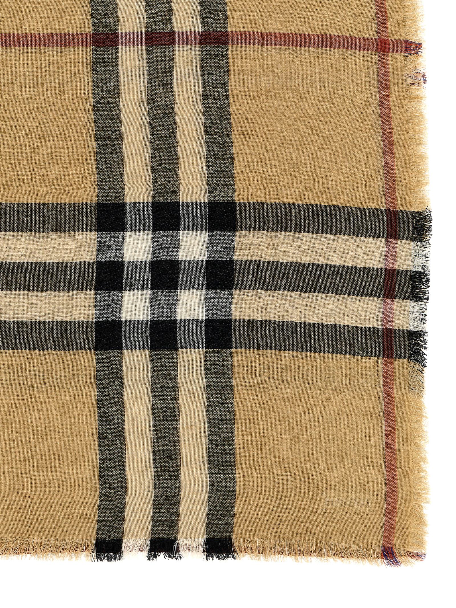 Burberry Reversible Check Pattern Scarf In Beige
