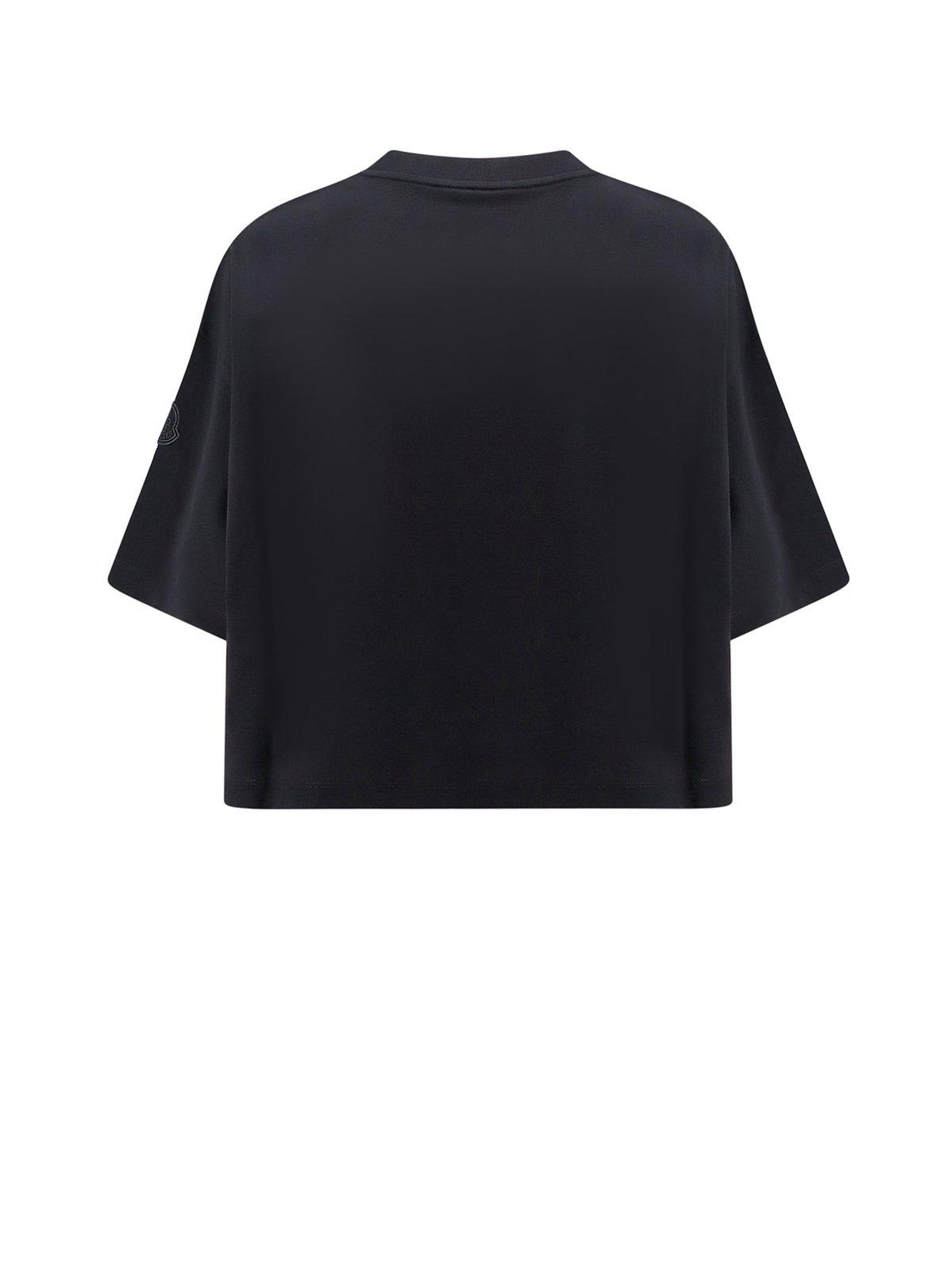 Shop Moncler Logo Detailed Cropped T-shirt In Black